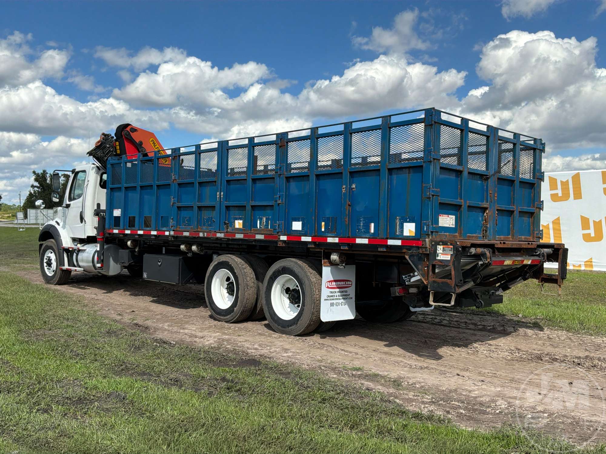 2018 Freightliner M2