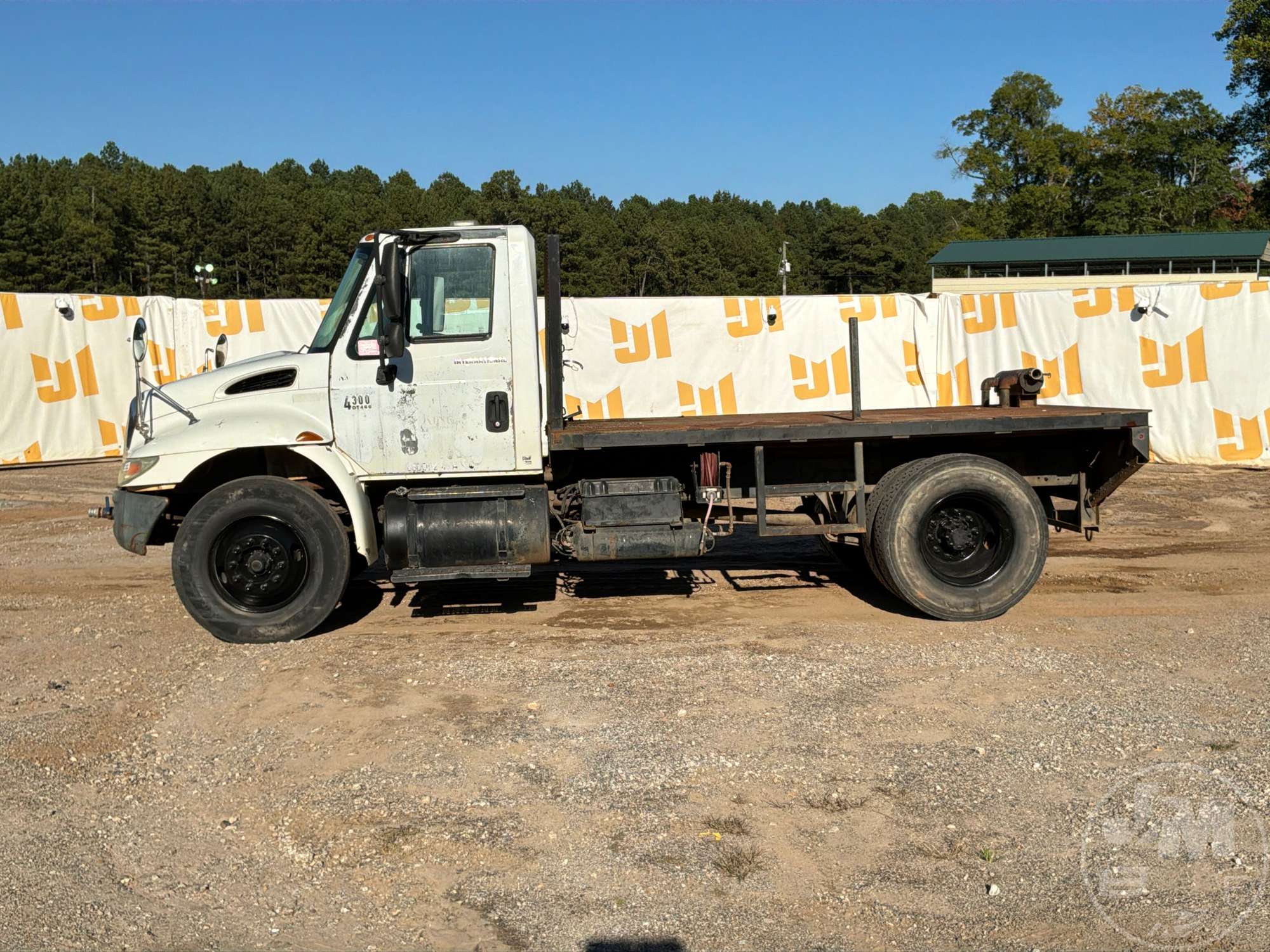 2004 International MA025