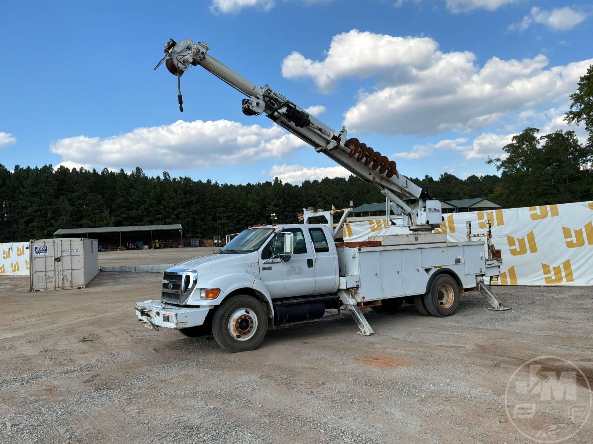 Photo of 2008 Ford F-750