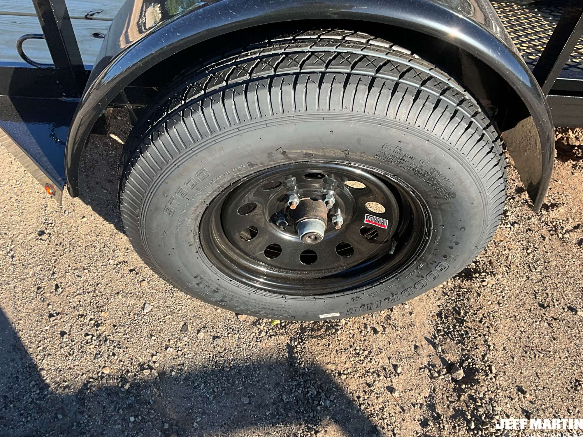 2027 TRIPLE CROWN TRAILERS, INC US5X10DX