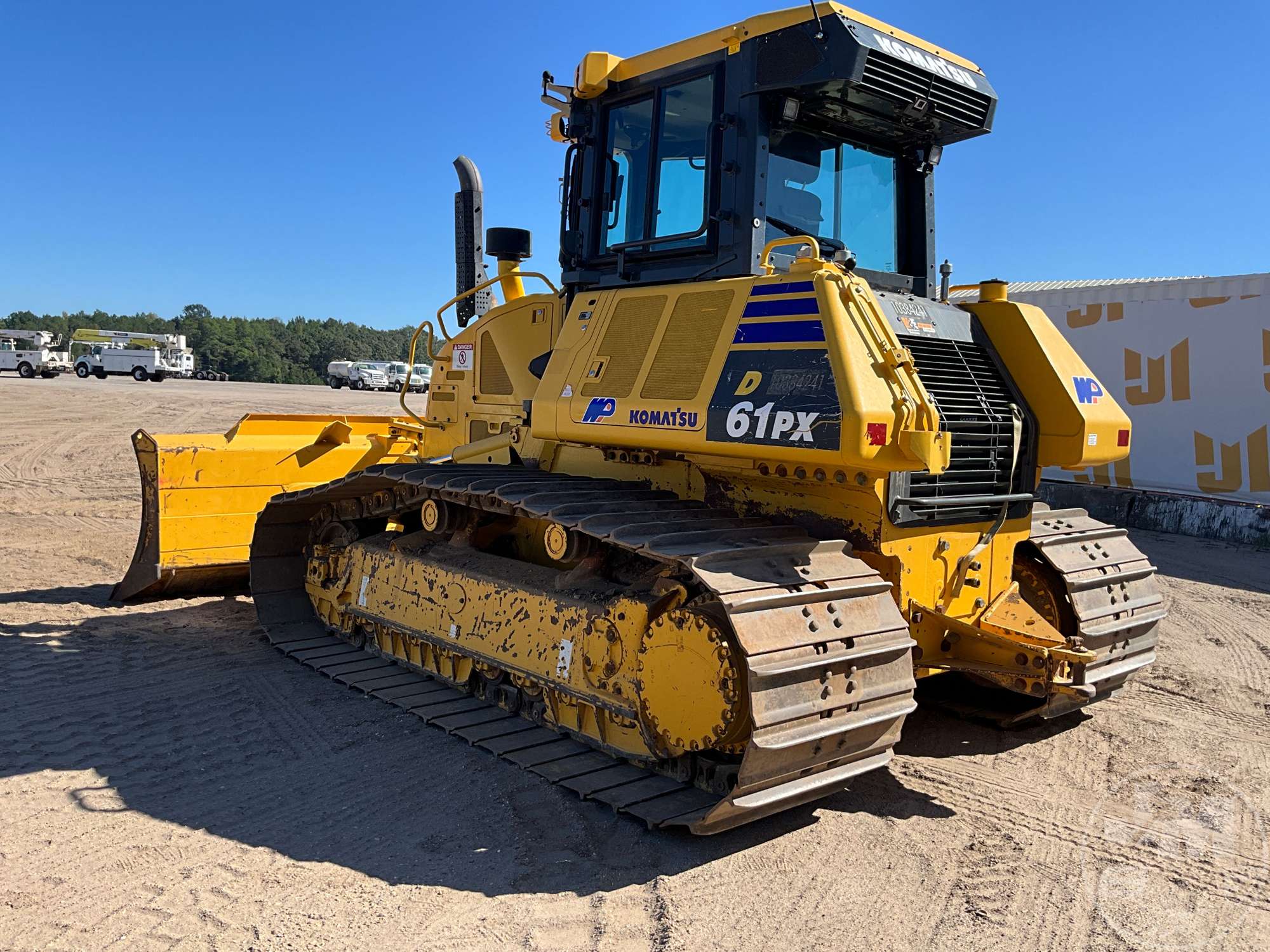 2022 Komatsu D61PX-24