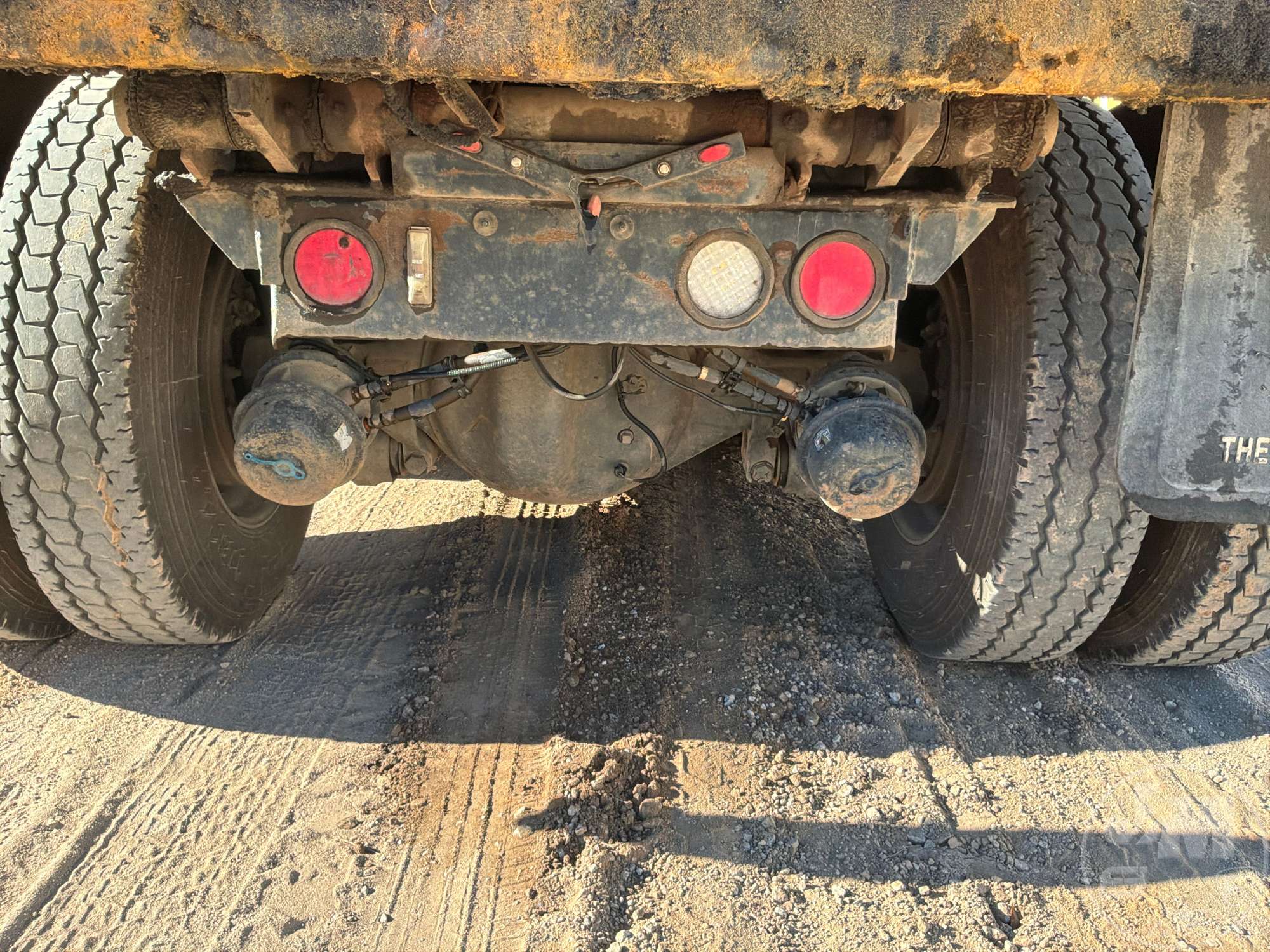 2019 Kenworth T8 SERIES