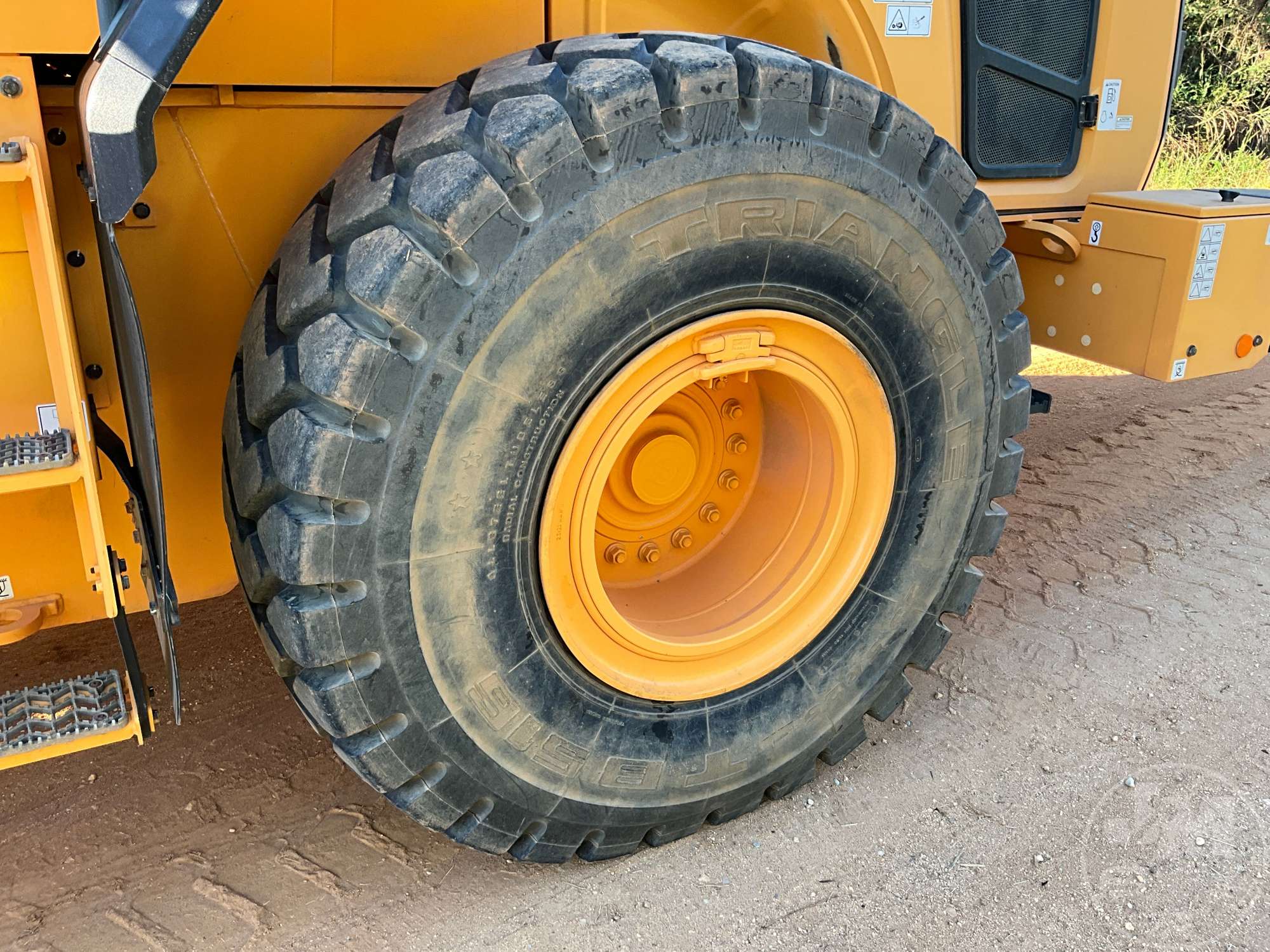 2019 Hyundai HL960