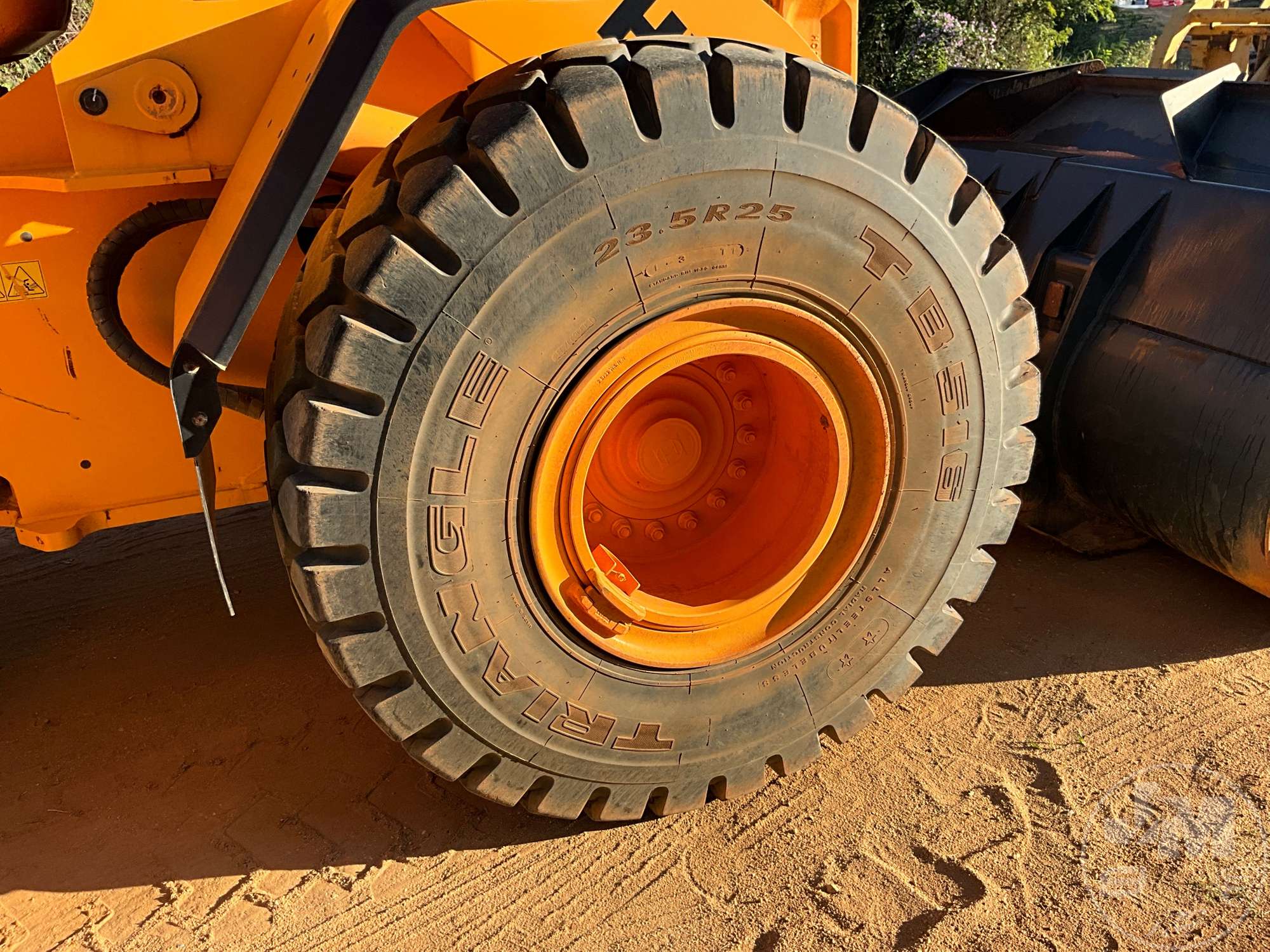 2019 Hyundai HL960