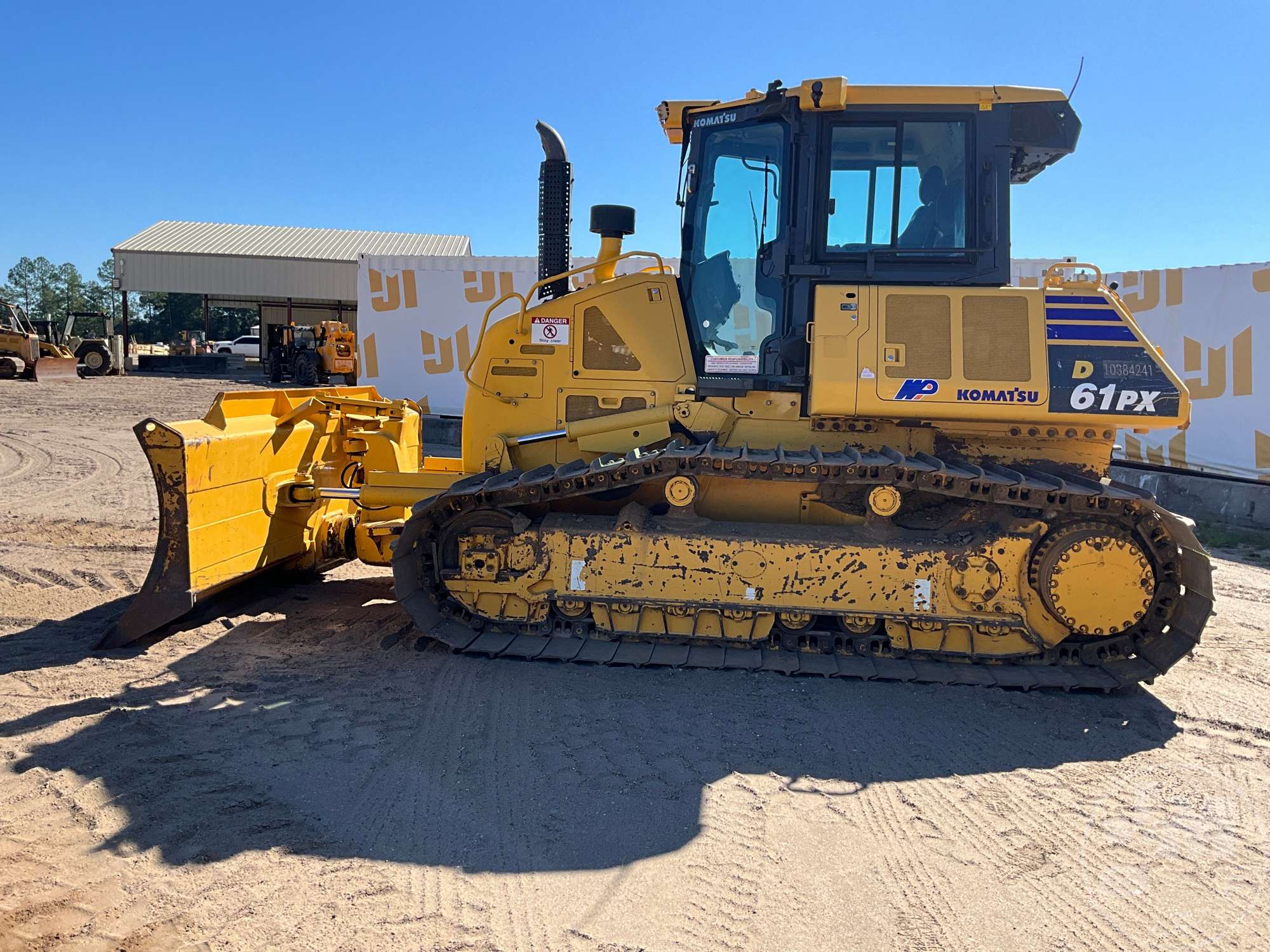 2022 Komatsu D61PX-24