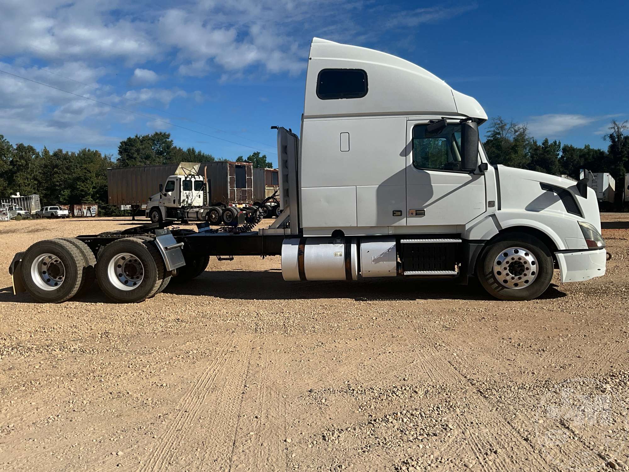 2016 Volvo VNL