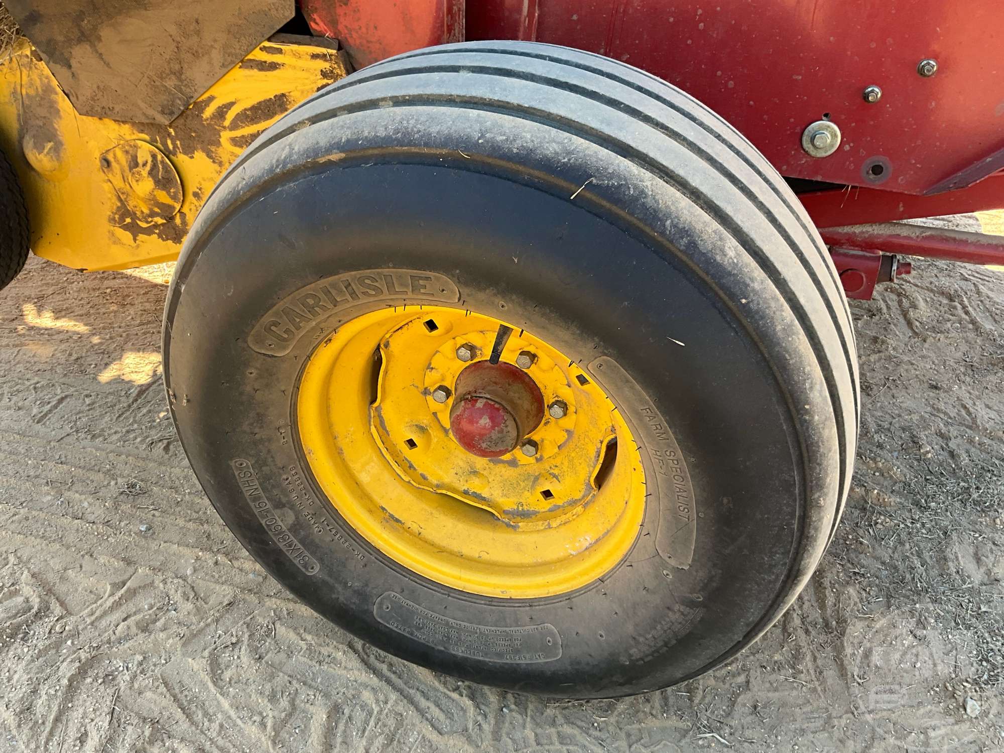0 New Holland BR7090