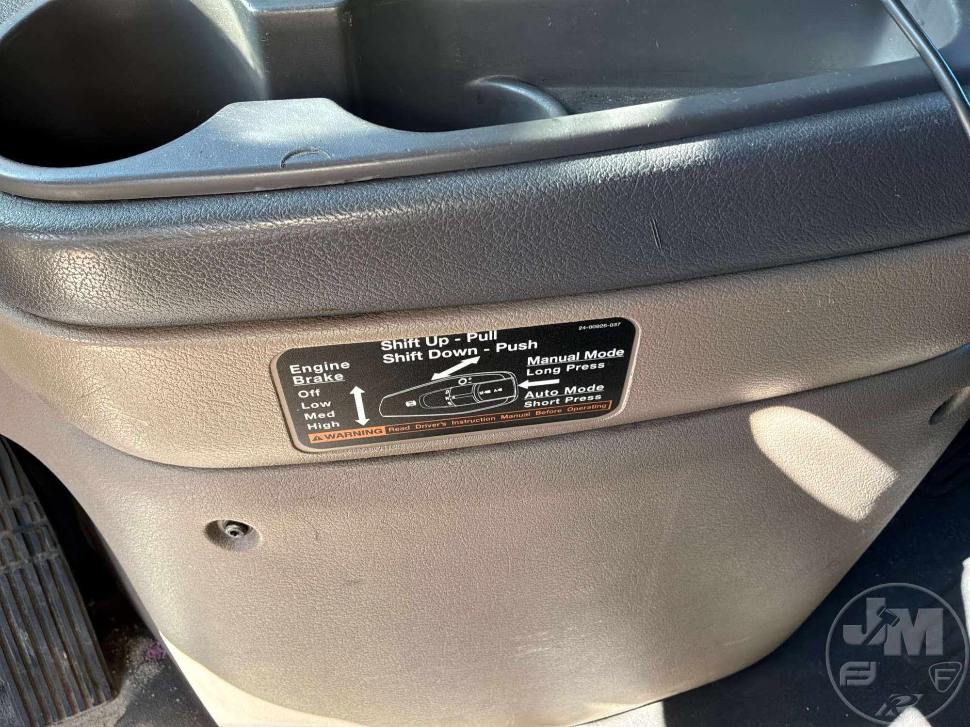 2015 Freightliner CASCADIA