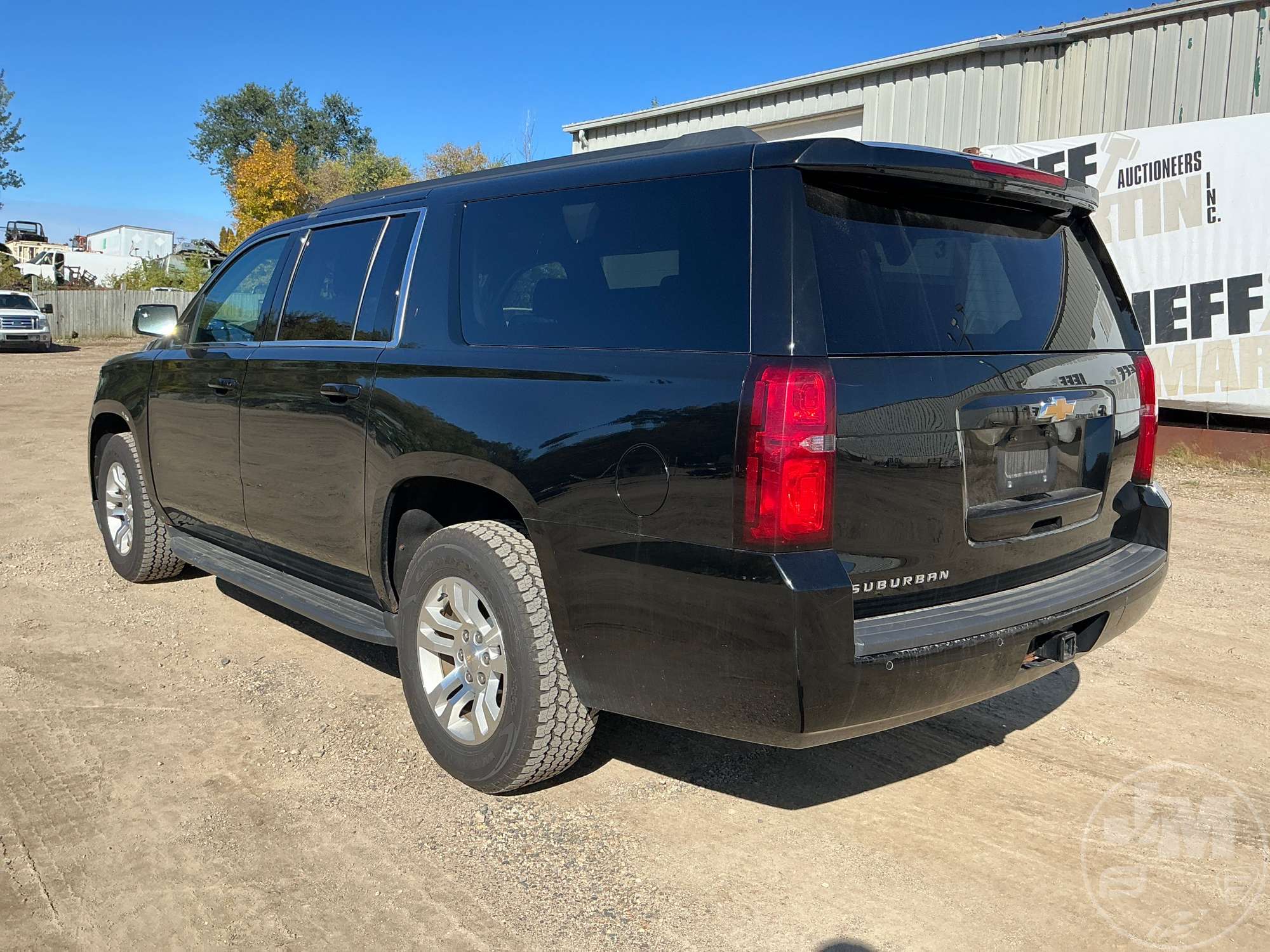2017 Chevrolet SUBURBAN