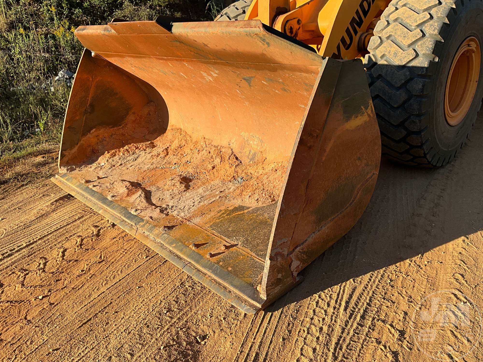 2019 Hyundai HL960