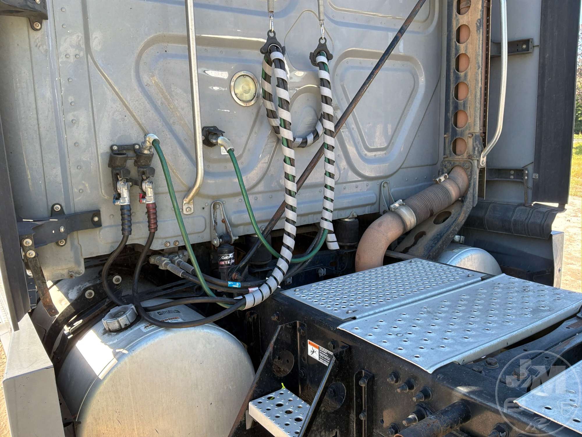 2015 Freightliner CASCADIA