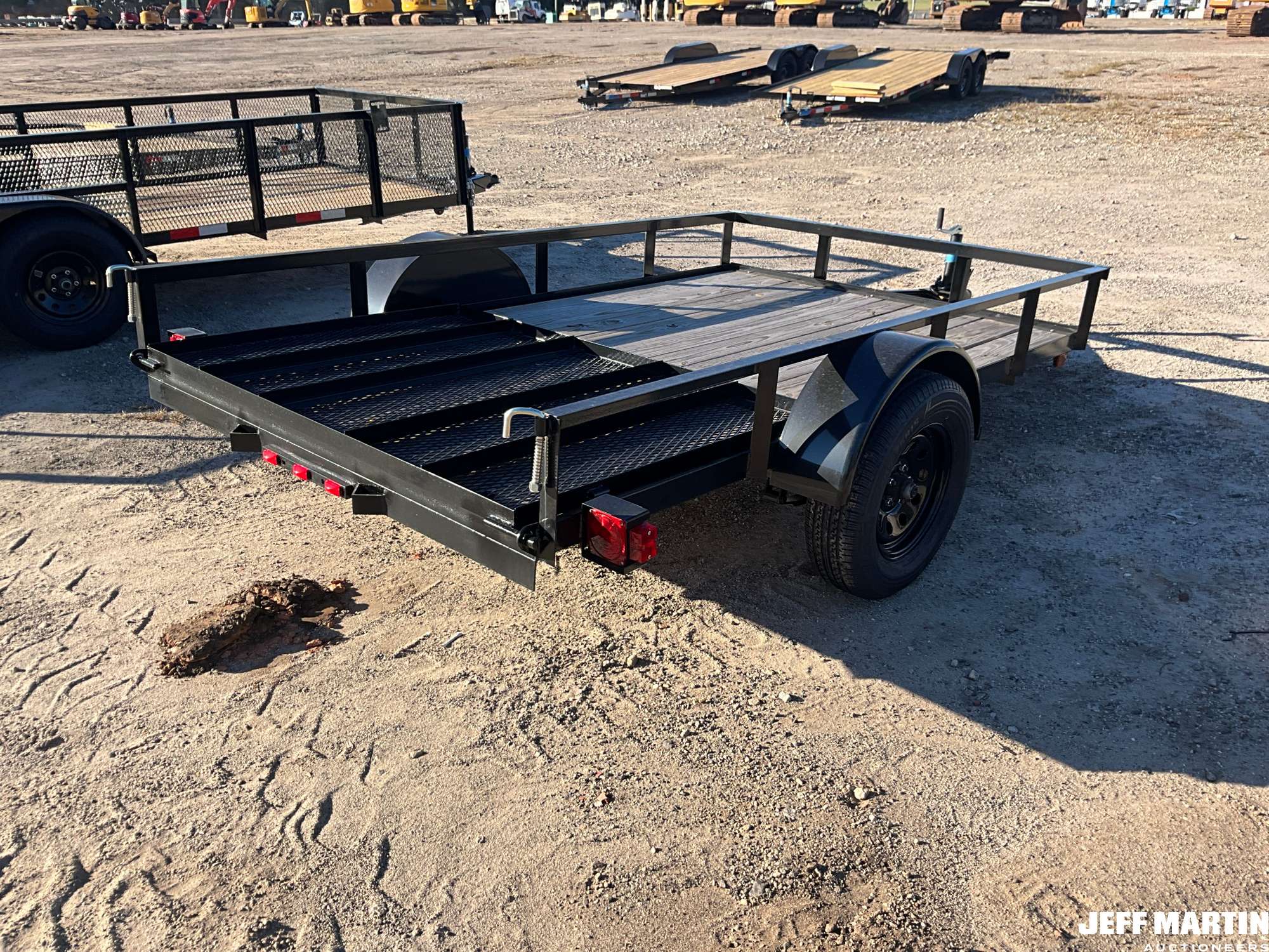 2027 TRIPLE CROWN TRAILERS, INC LD6X10