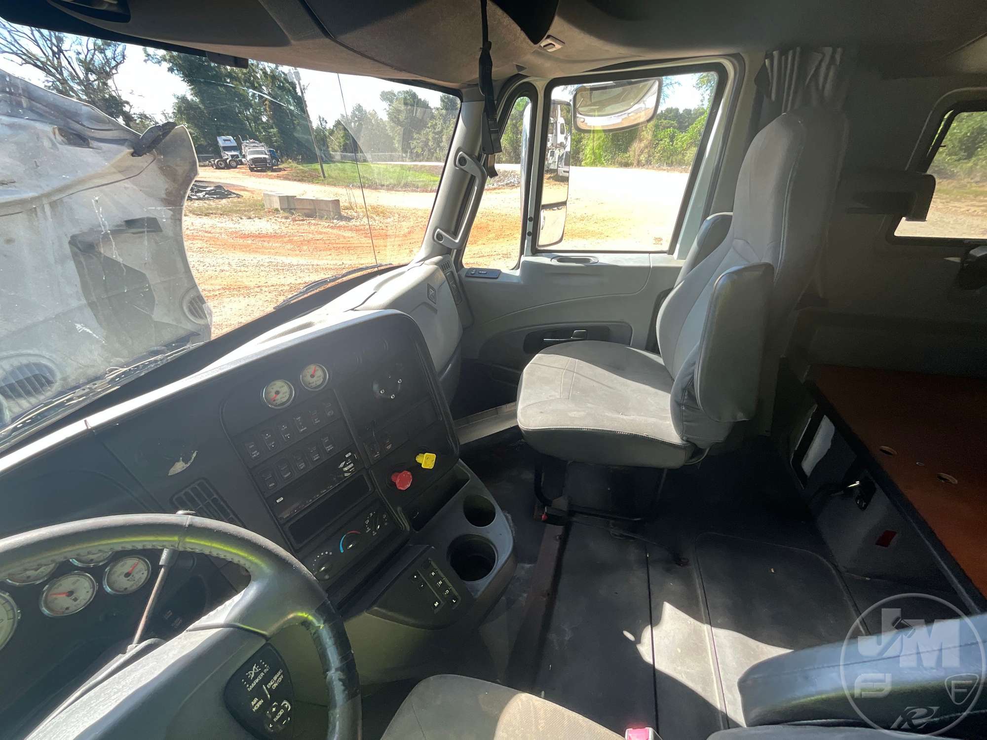 2017 International PROSTAR+ 122 6X4