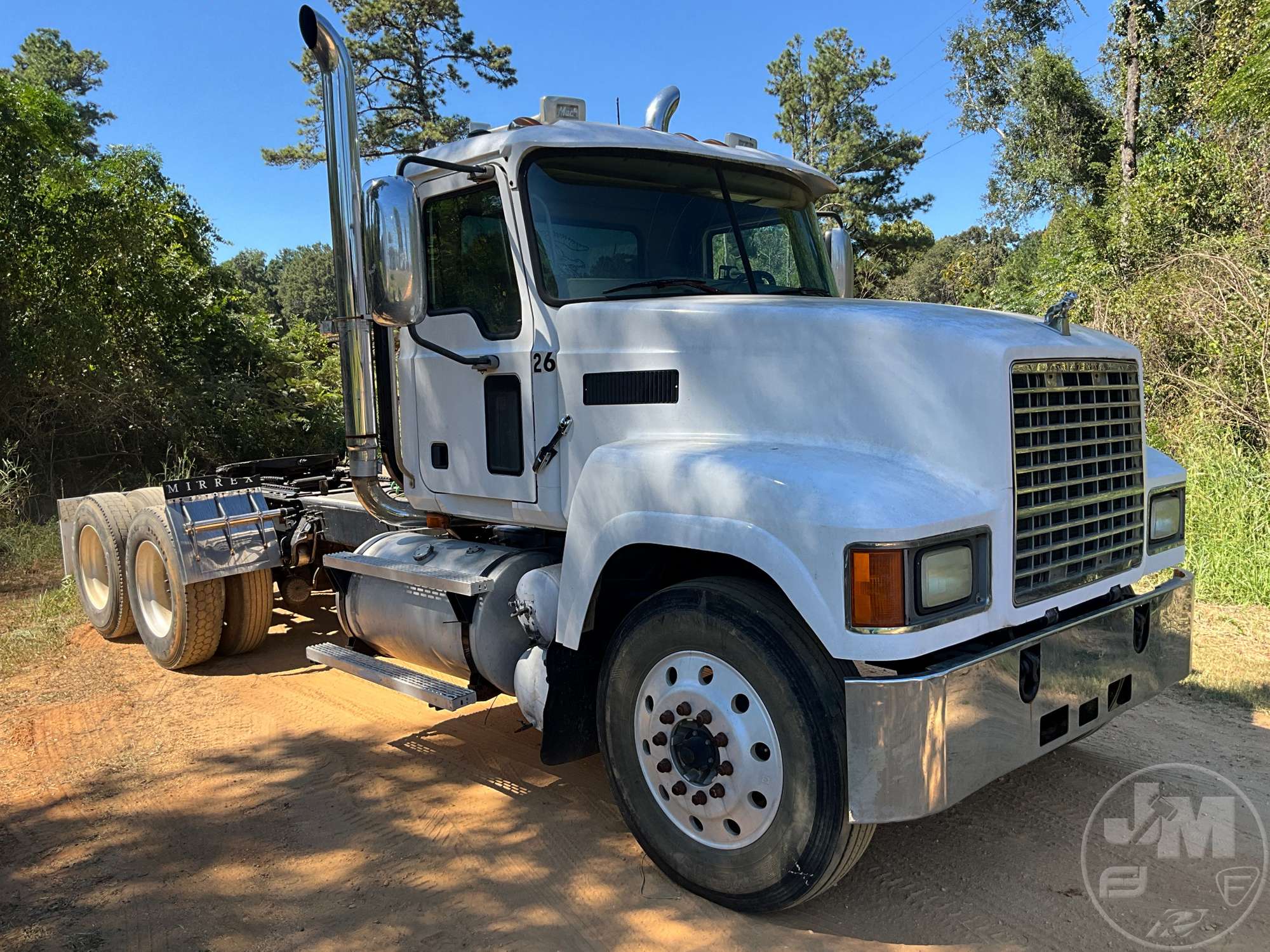 2004 Mack CH613