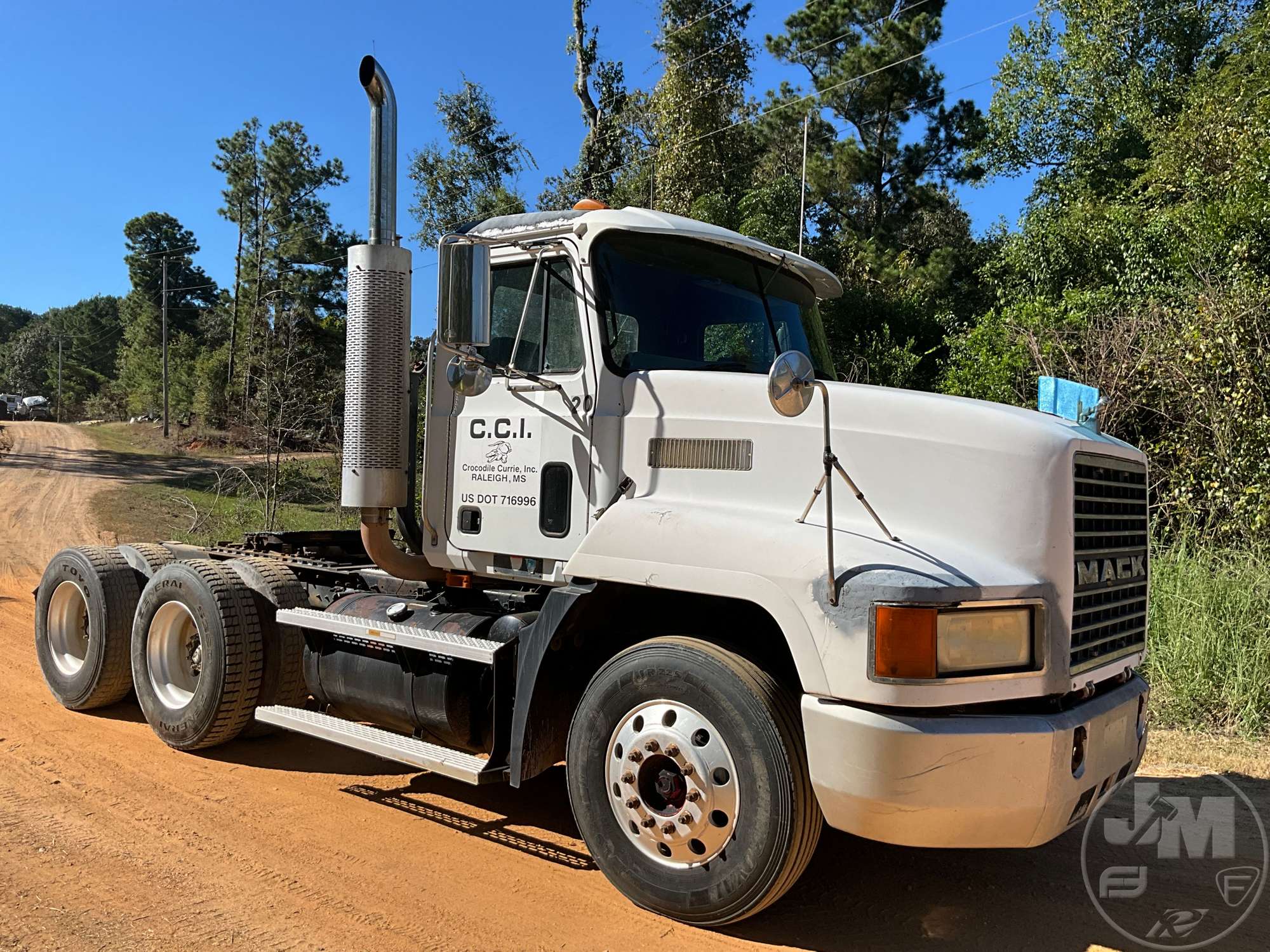 2000 Mack CH613