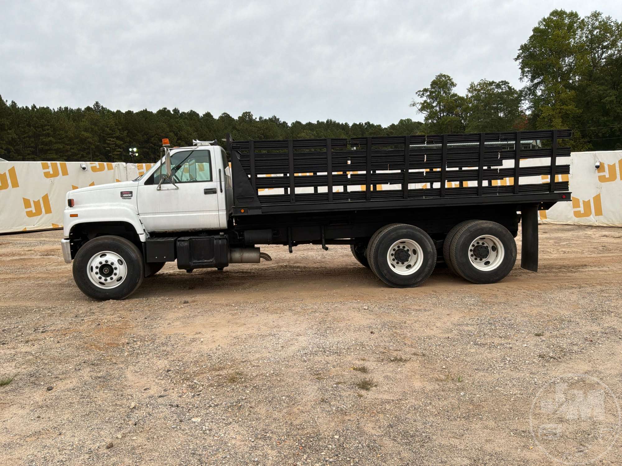 1999 GMC C7
