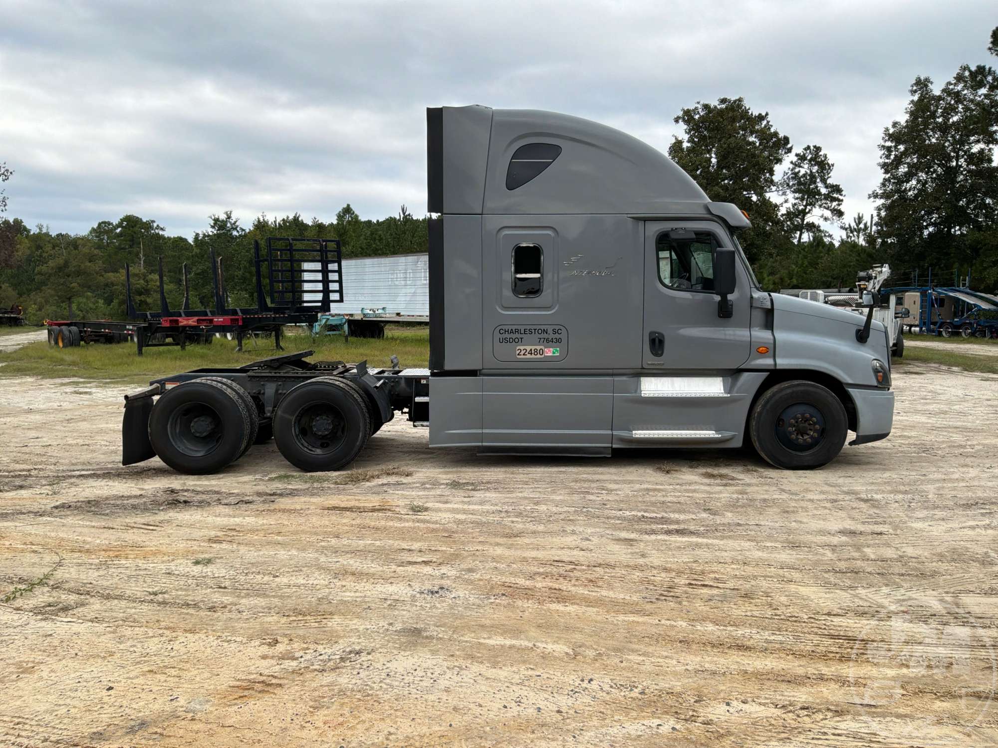 2016 Freightliner CASCADIA