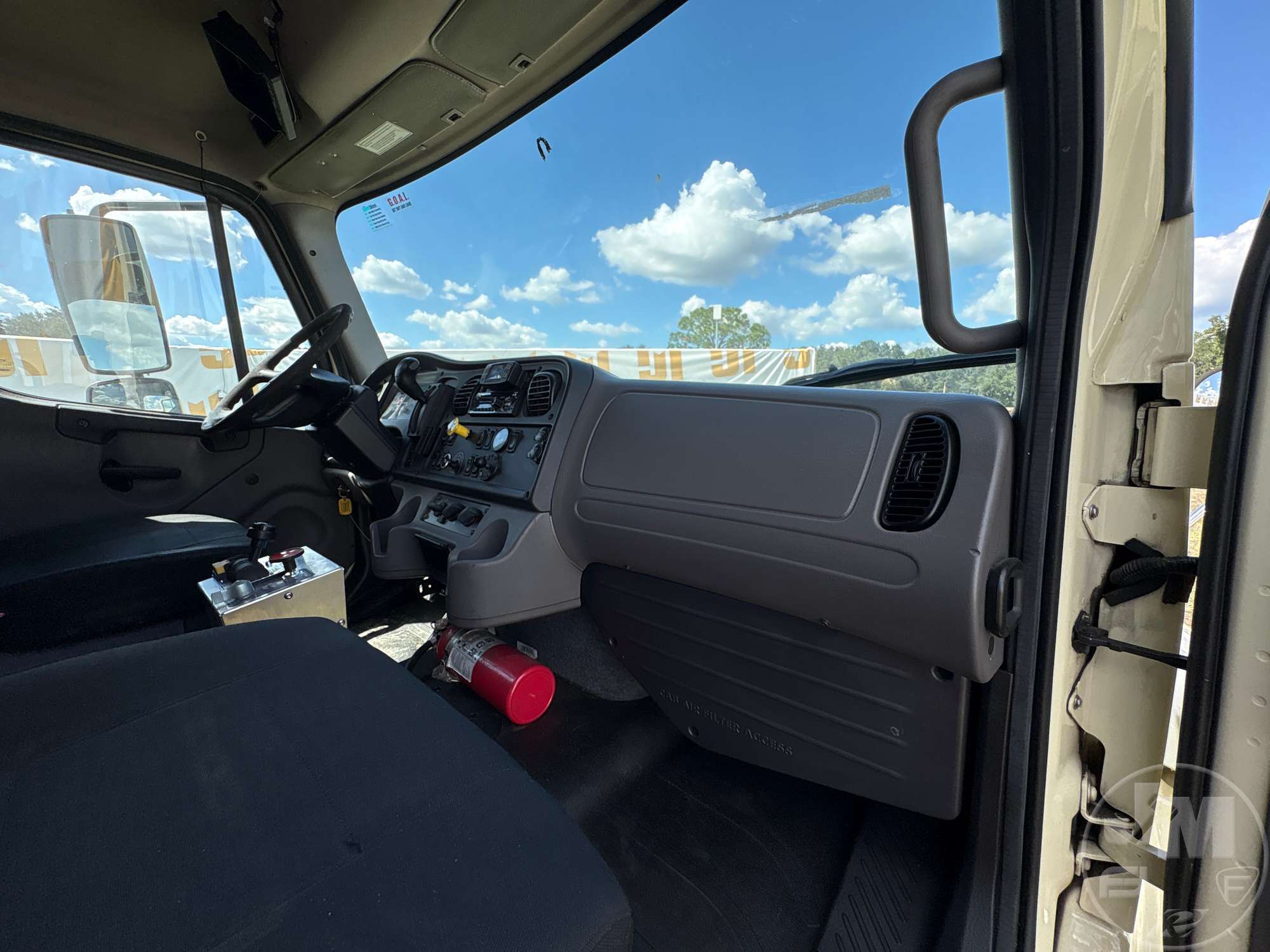 2020 Freightliner M2