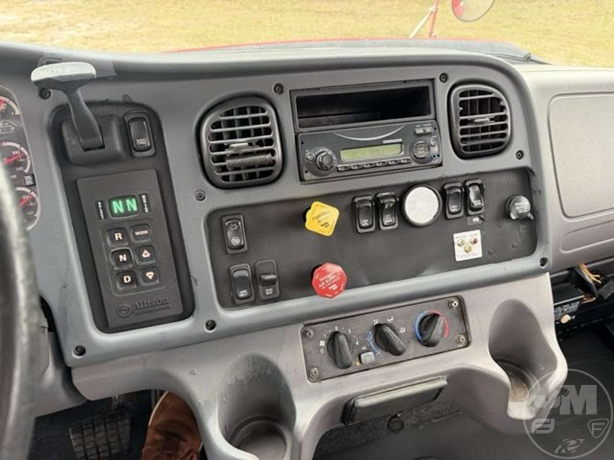 2014 Freightliner 114SD