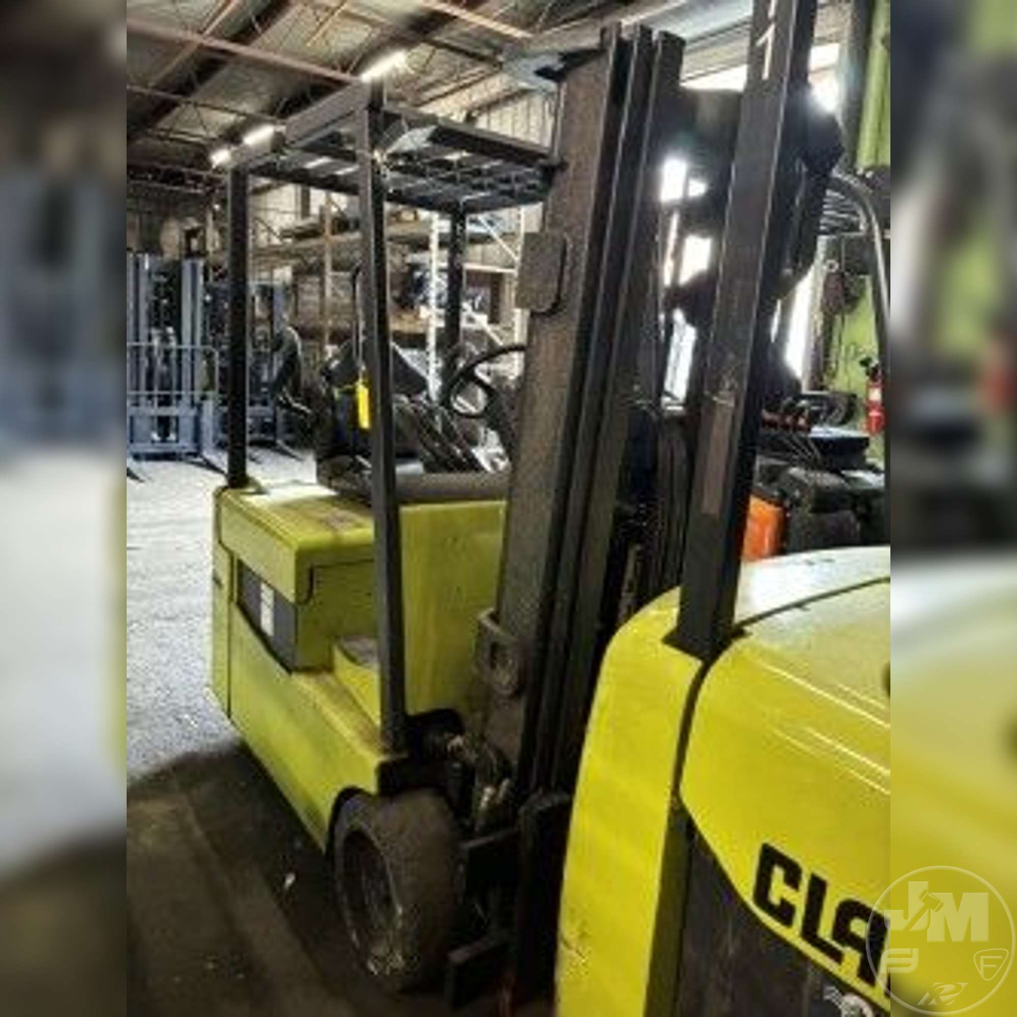 2000 Clark TMG20