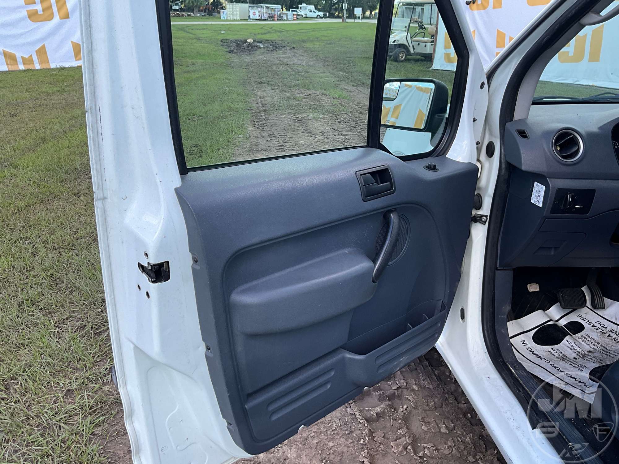 2011 Ford TRANSIT CONNECT XLT