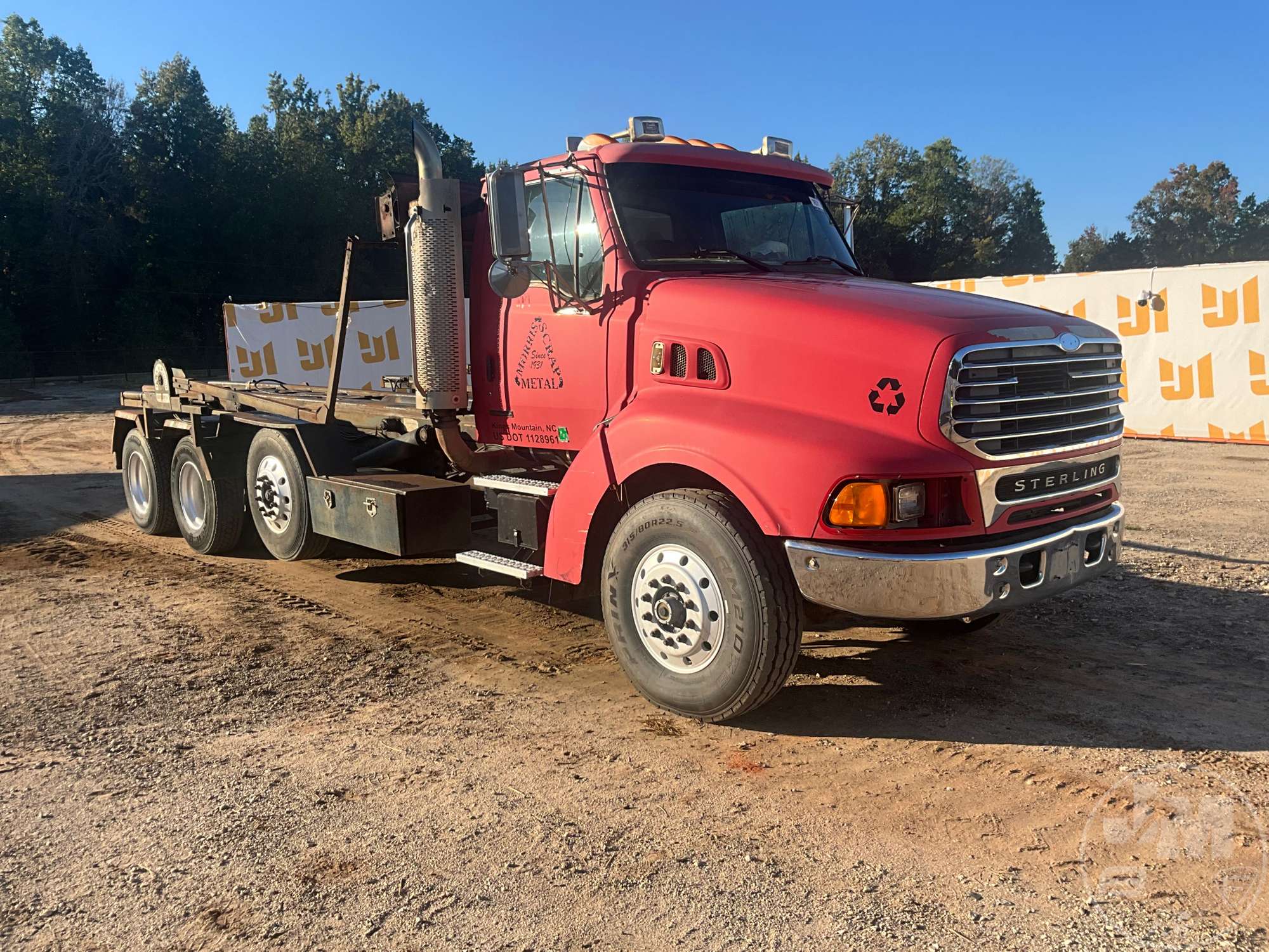2003 Sterling L9500 SERIES