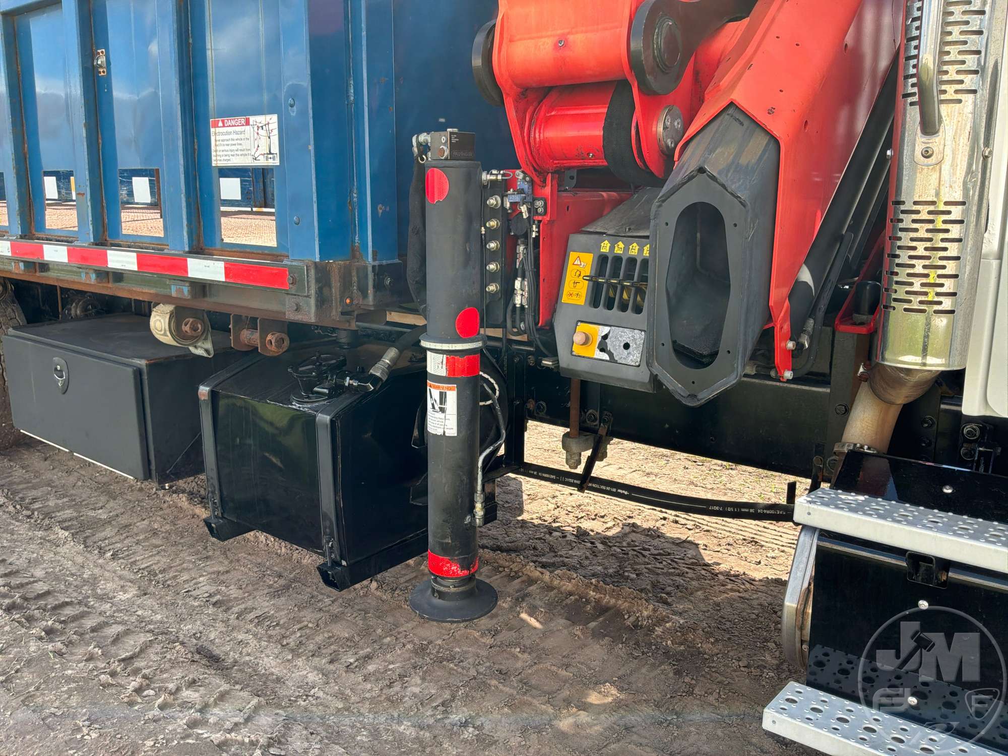 2018 Freightliner M2