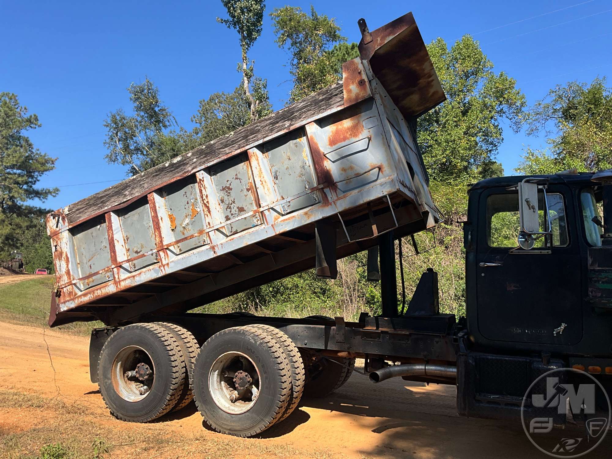 0 Mack R-600