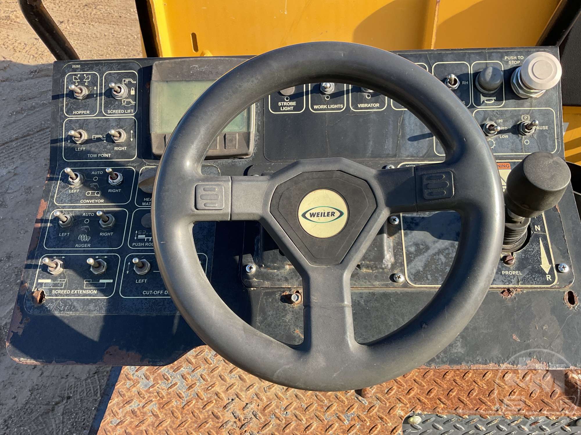 2015 Weiler P385A