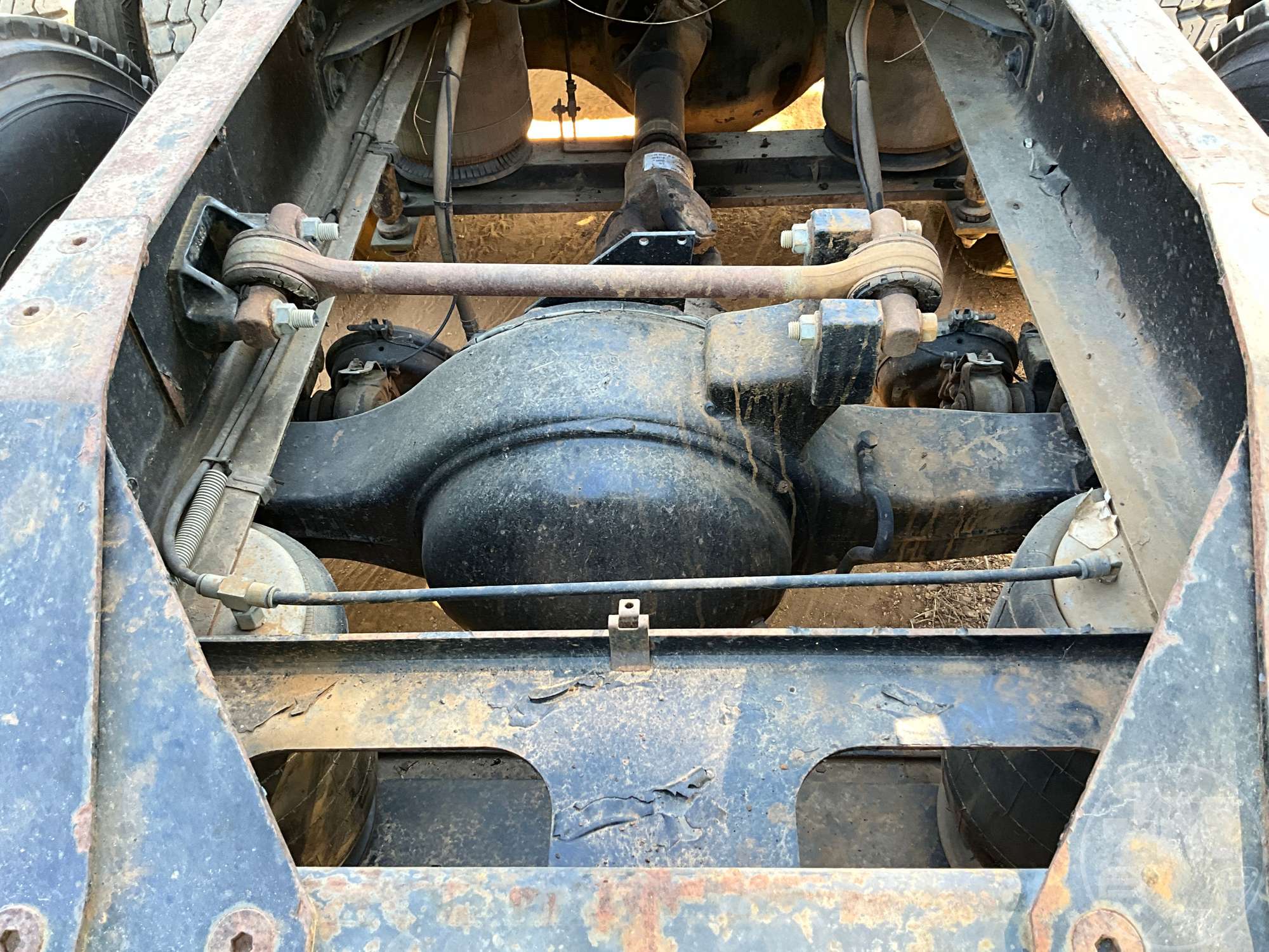 2000 Mack CH 613