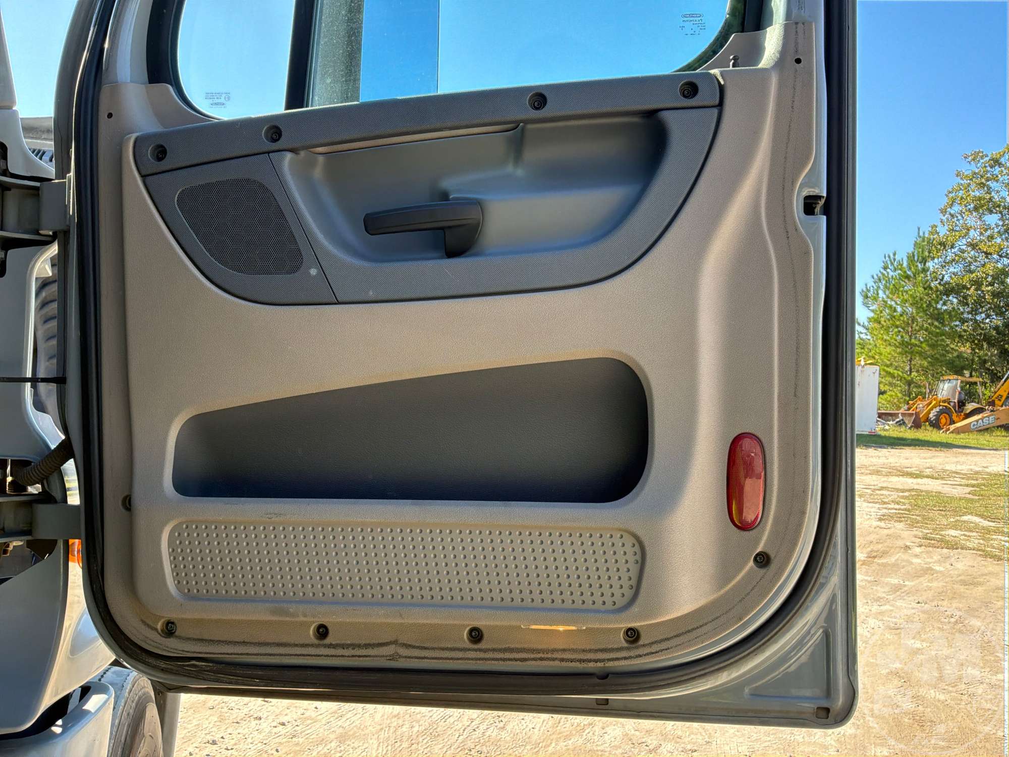 2015 Freightliner CASCADIA