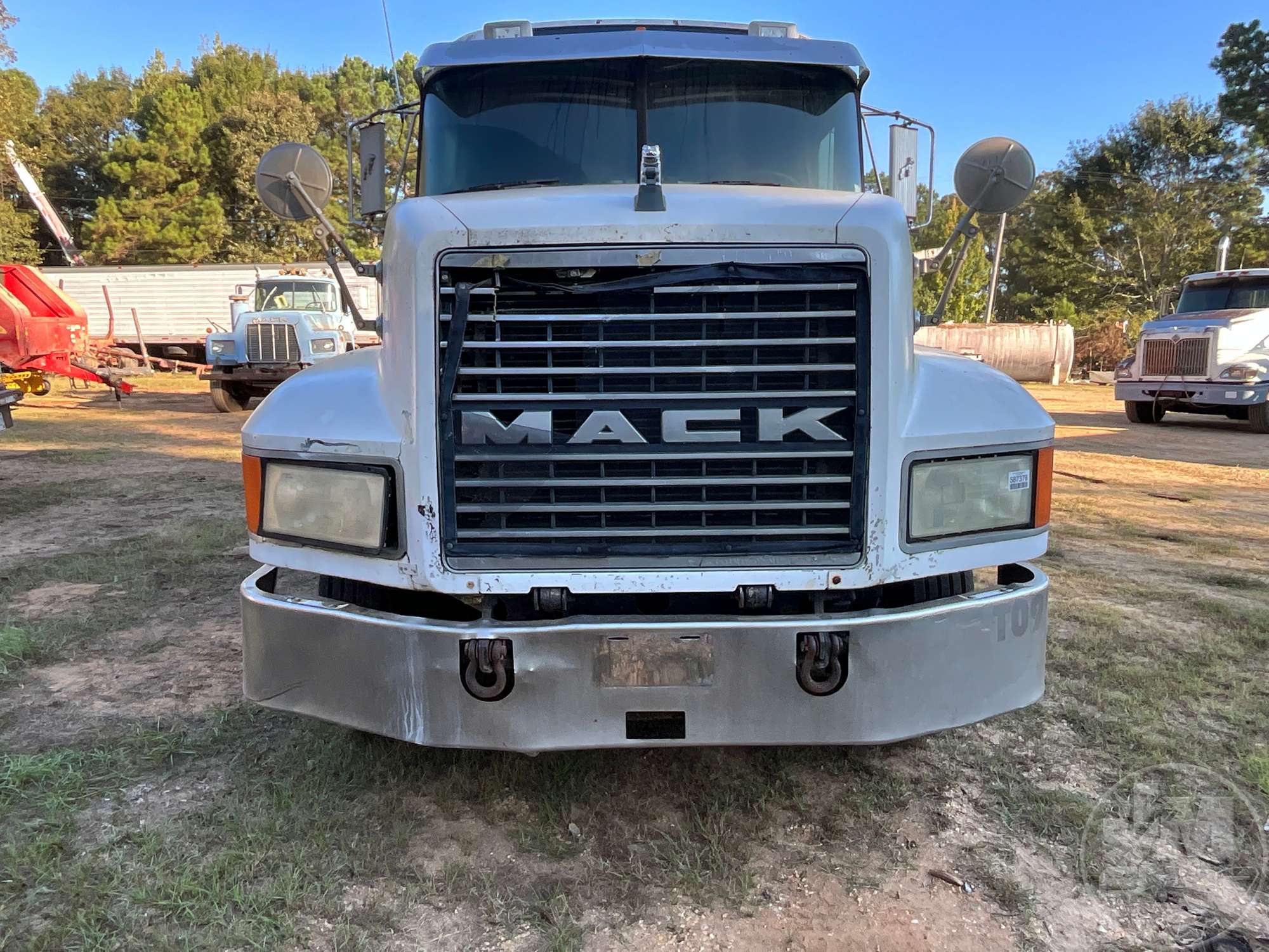 2000 Mack CH613