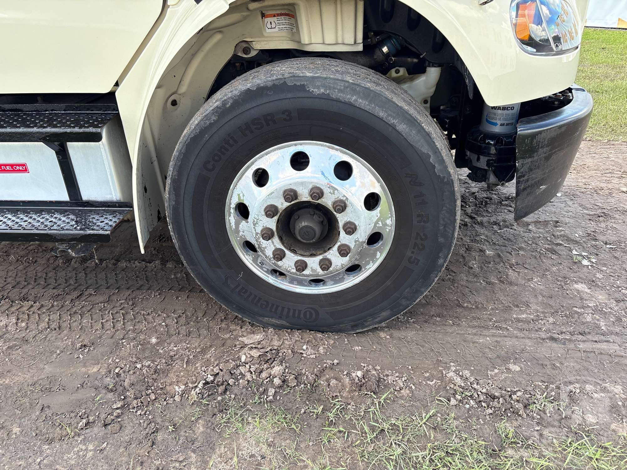 2020 Freightliner M2