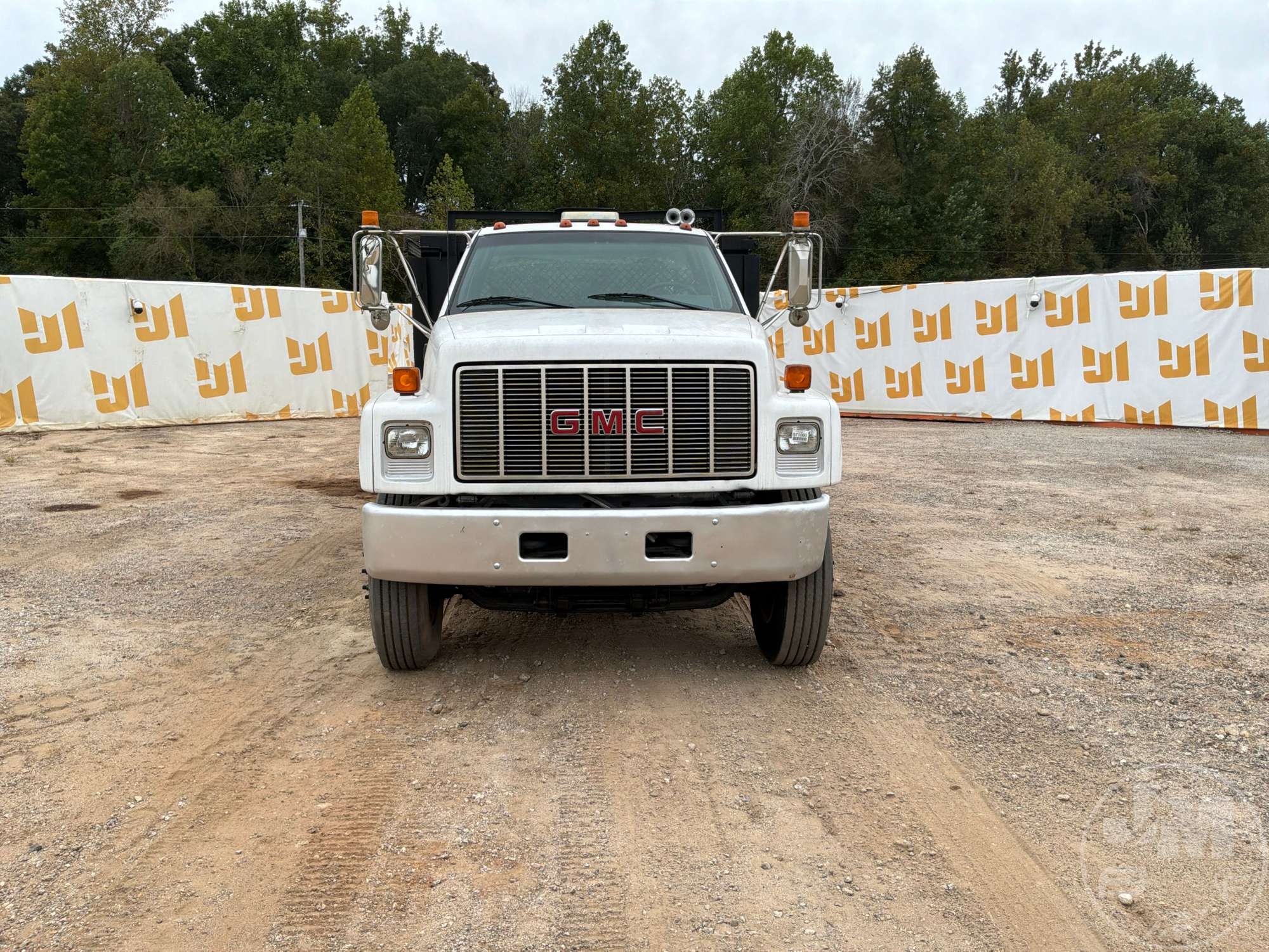 1999 GMC C7