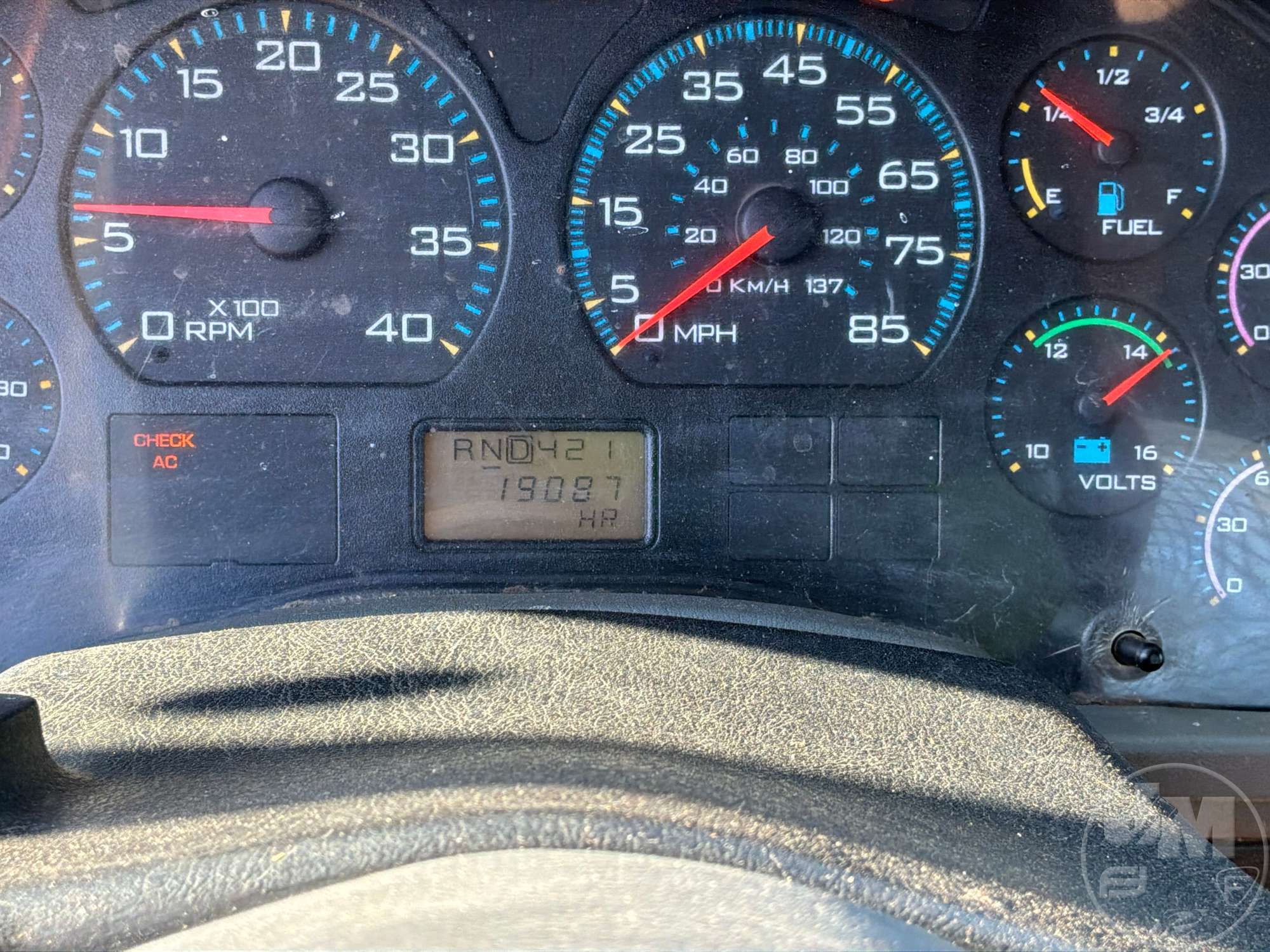 2004 International MA025