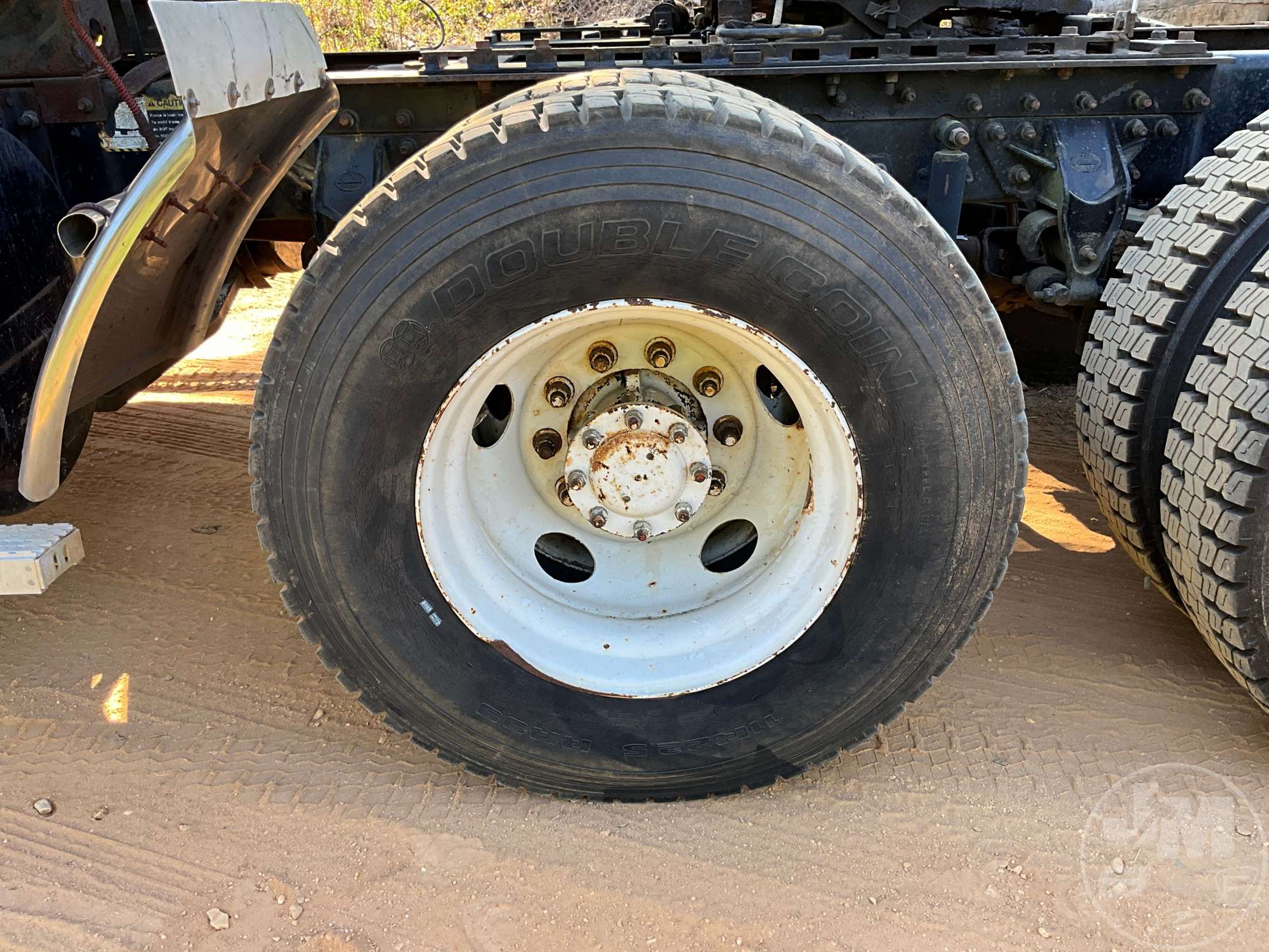 2000 Mack CH 613
