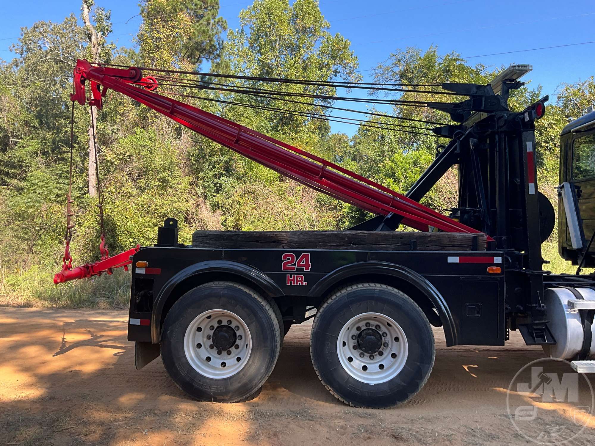 1996 Mack CH613