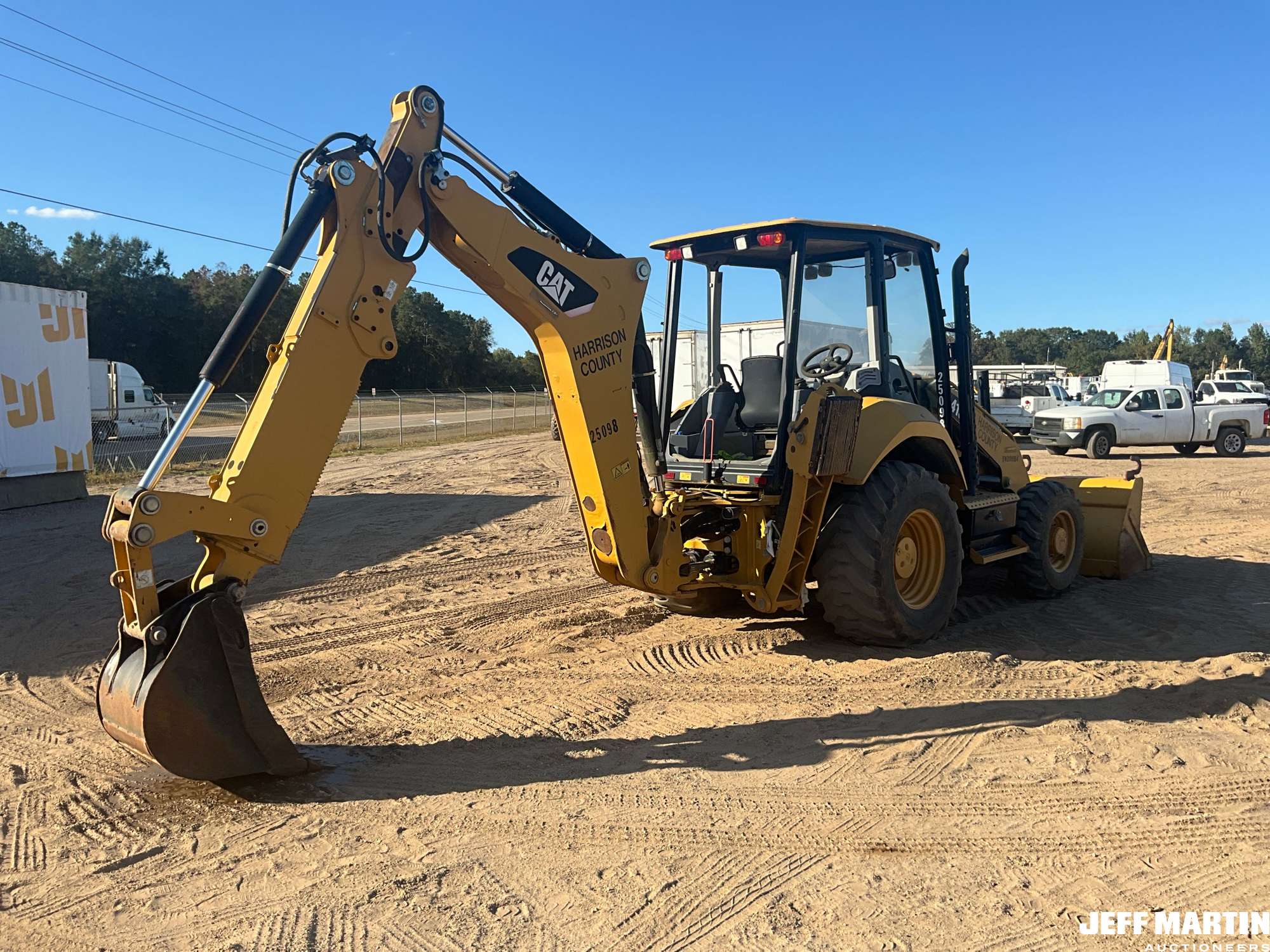 0 Caterpillar 416F2