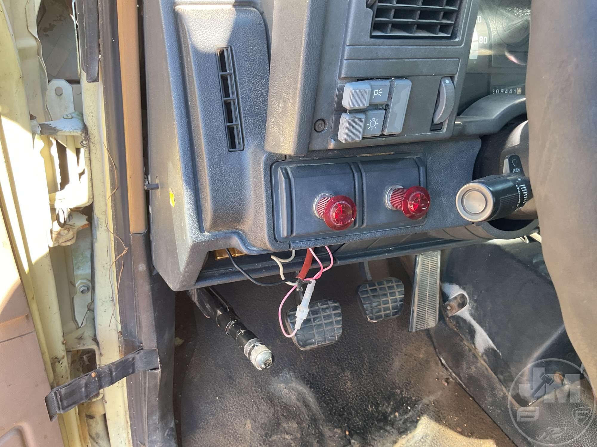 1996 GMC C6