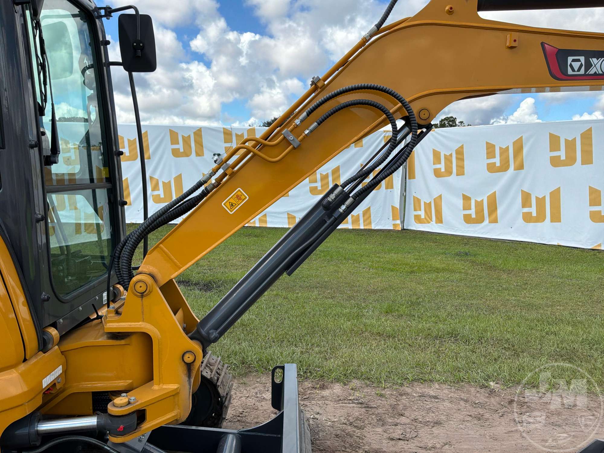 2024 XCMG XE35U
