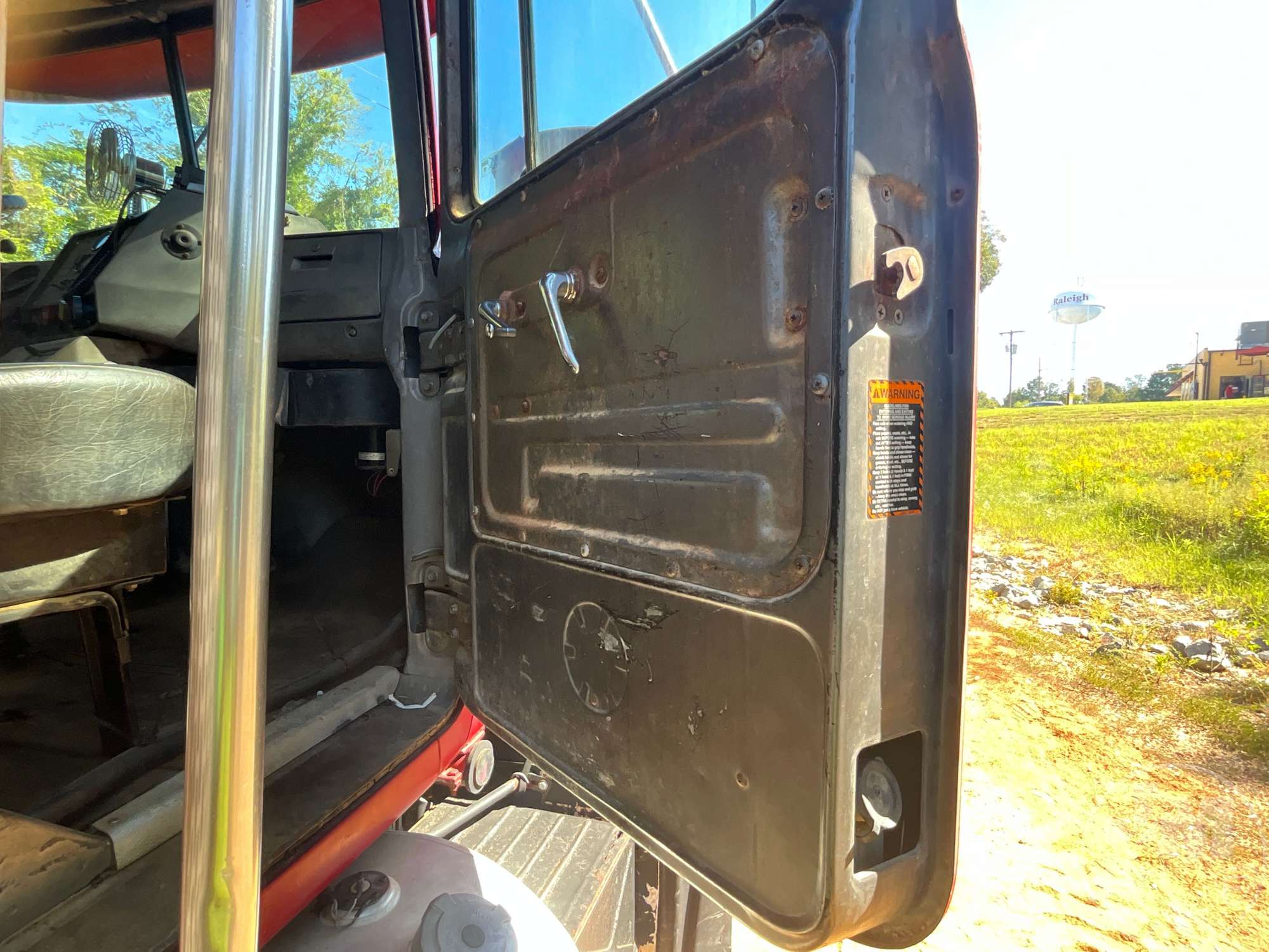 1995 Mack RD 688S