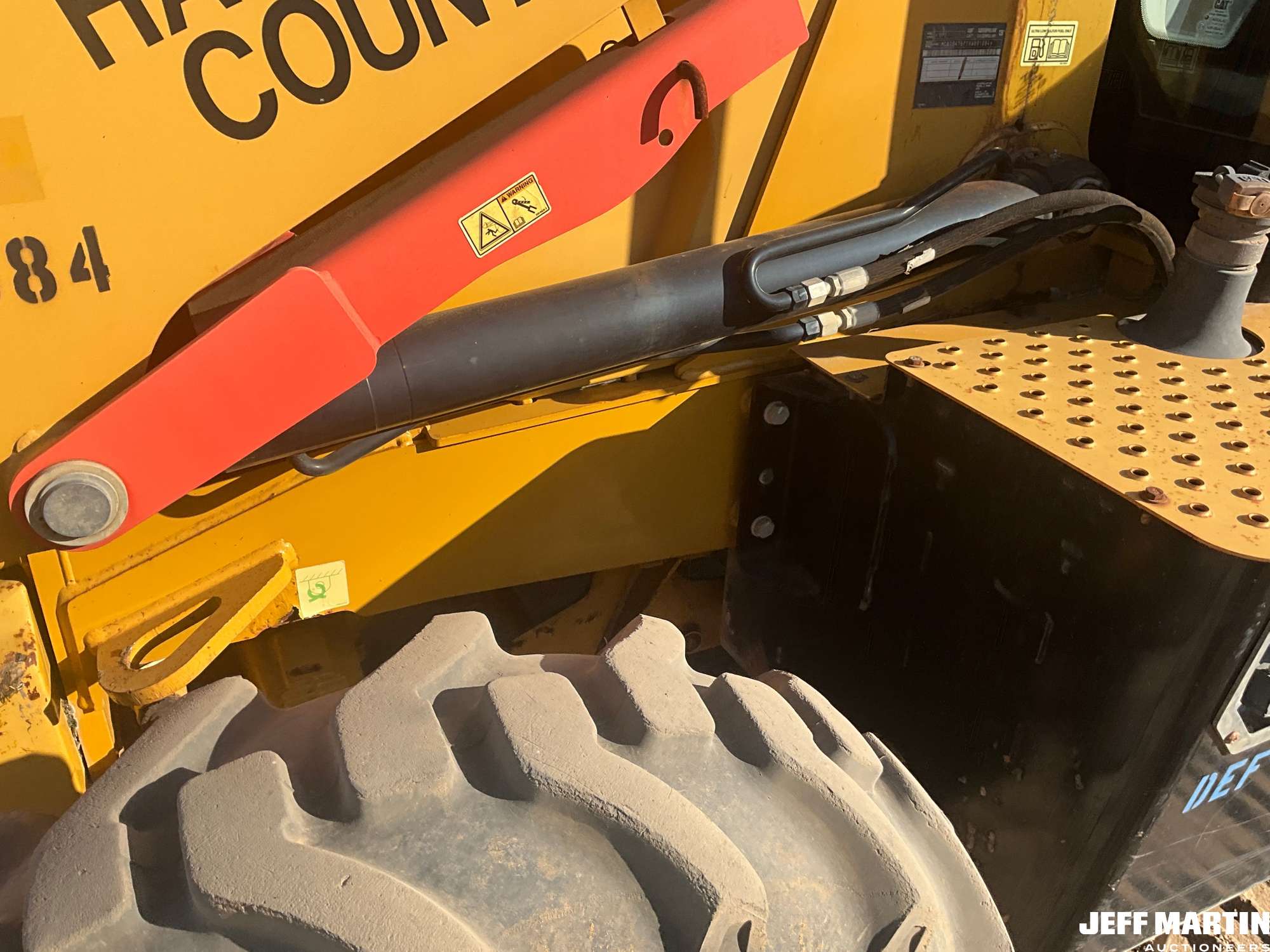 0 Caterpillar 416F2