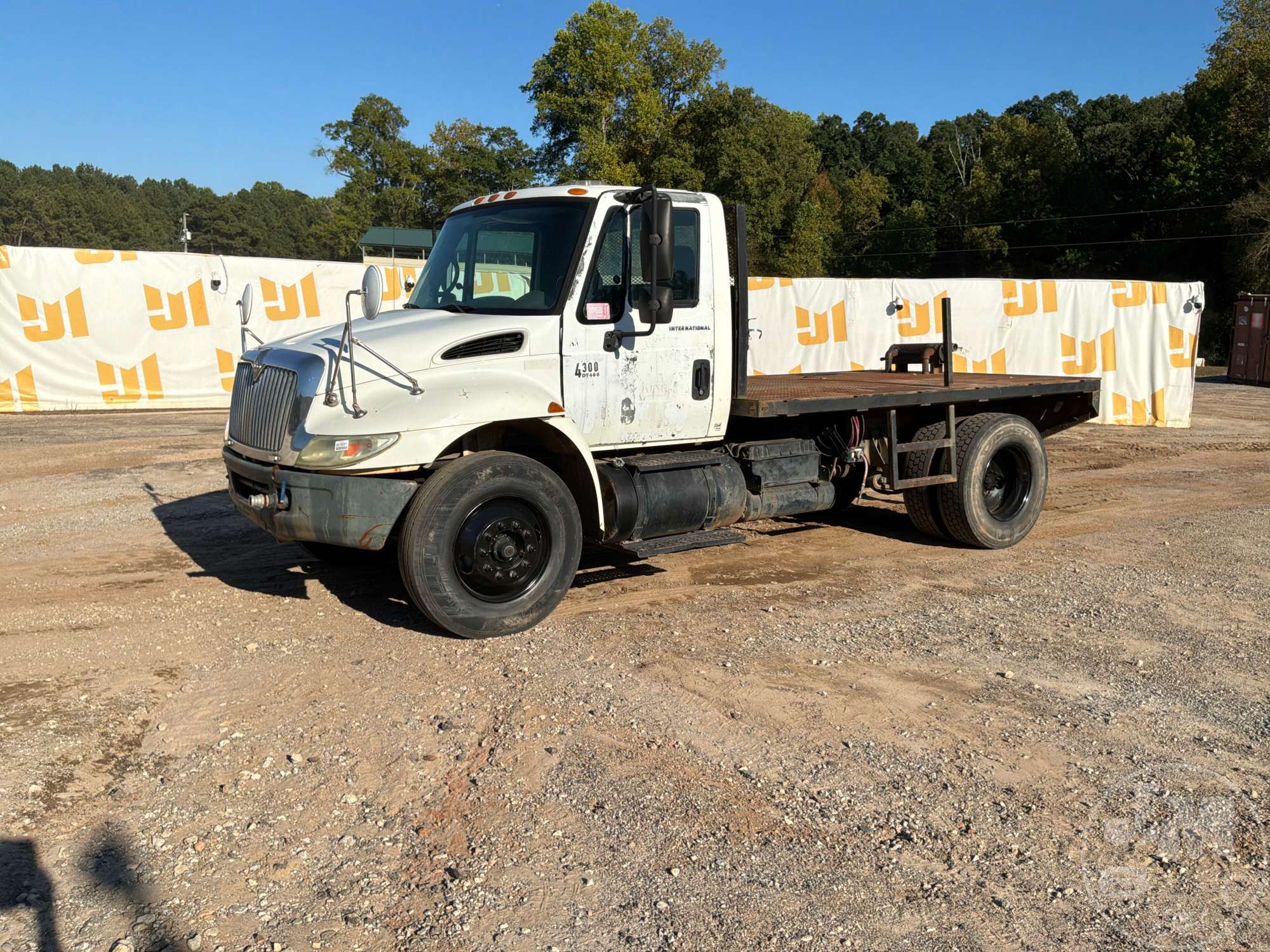 2004 International MA025