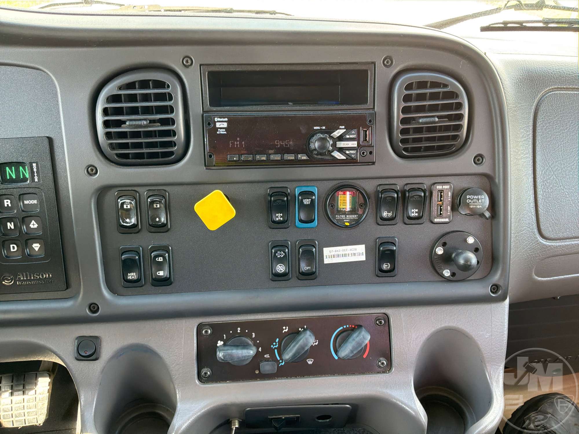 2018 Freightliner M2