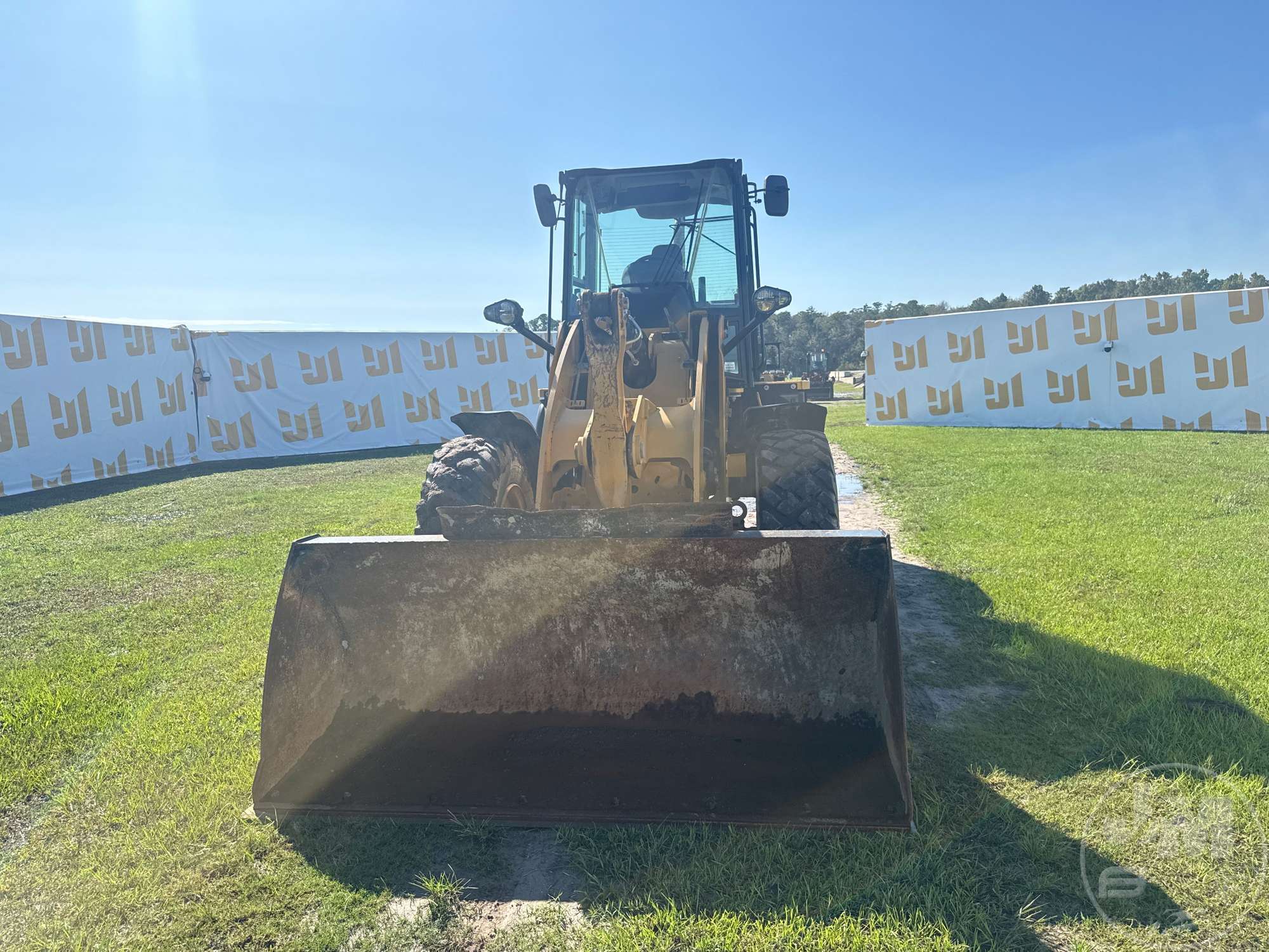 2021 Caterpillar 910