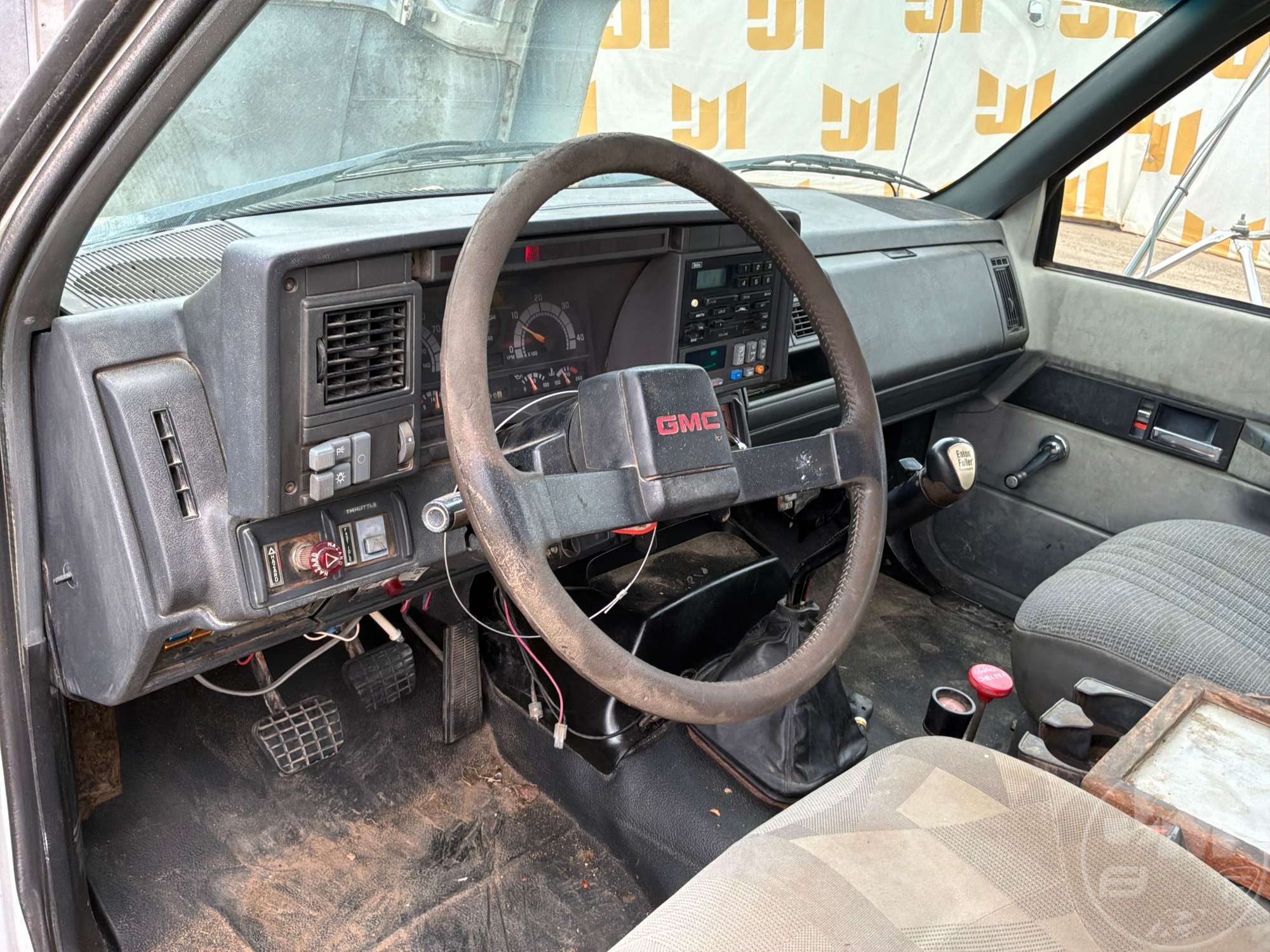 1999 GMC C7