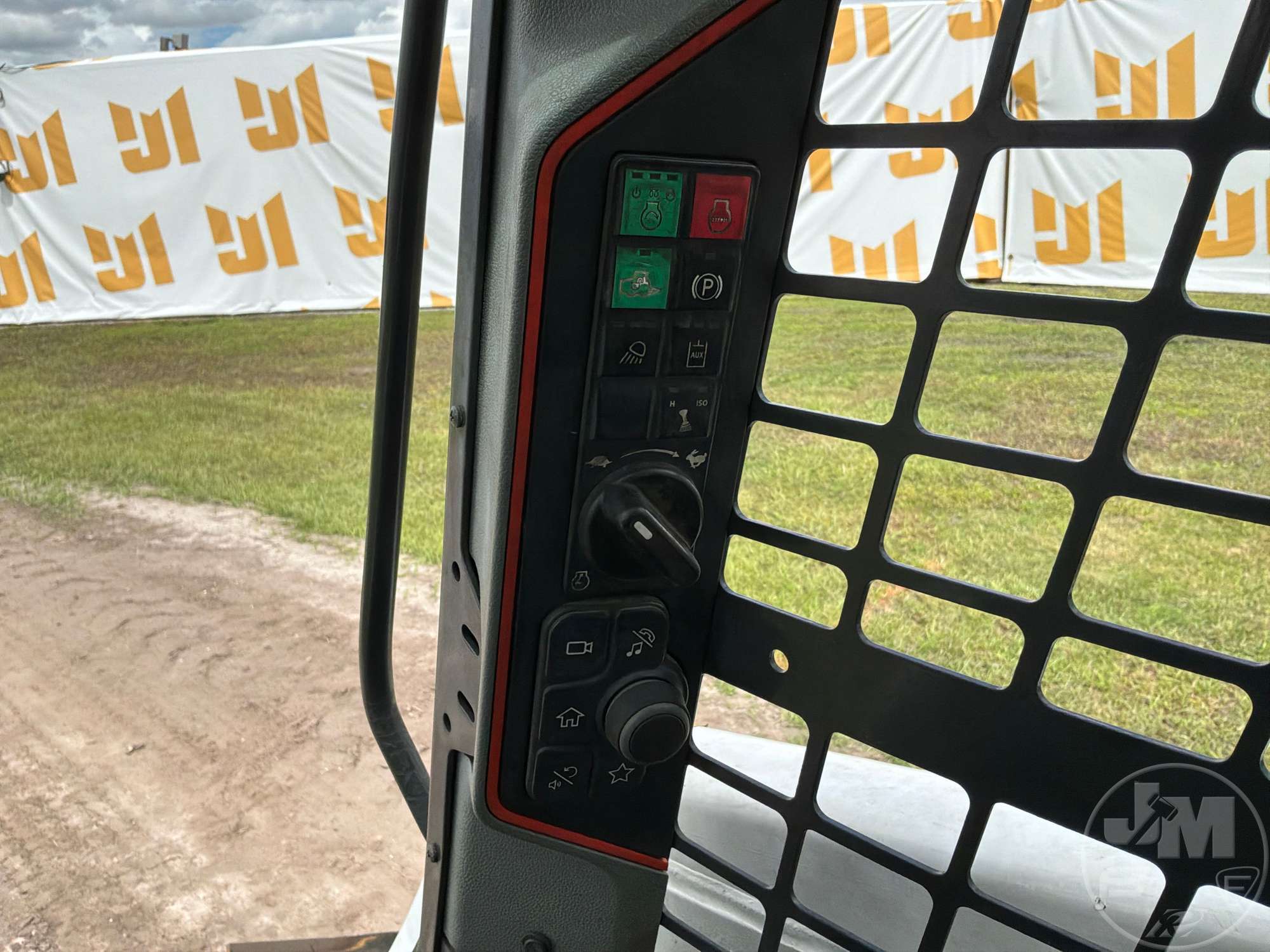 2022 Bobcat S76