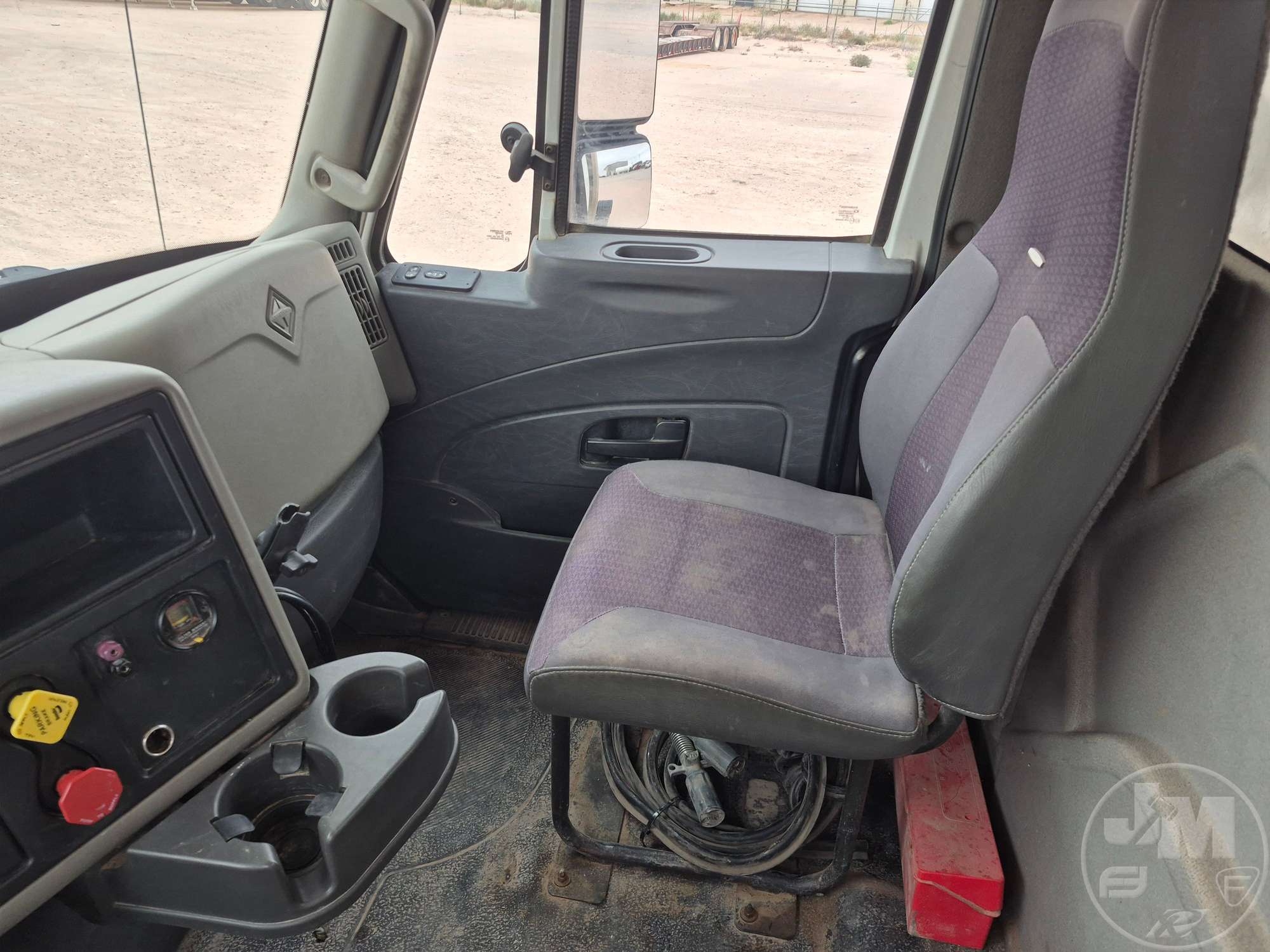 2015 International 4400