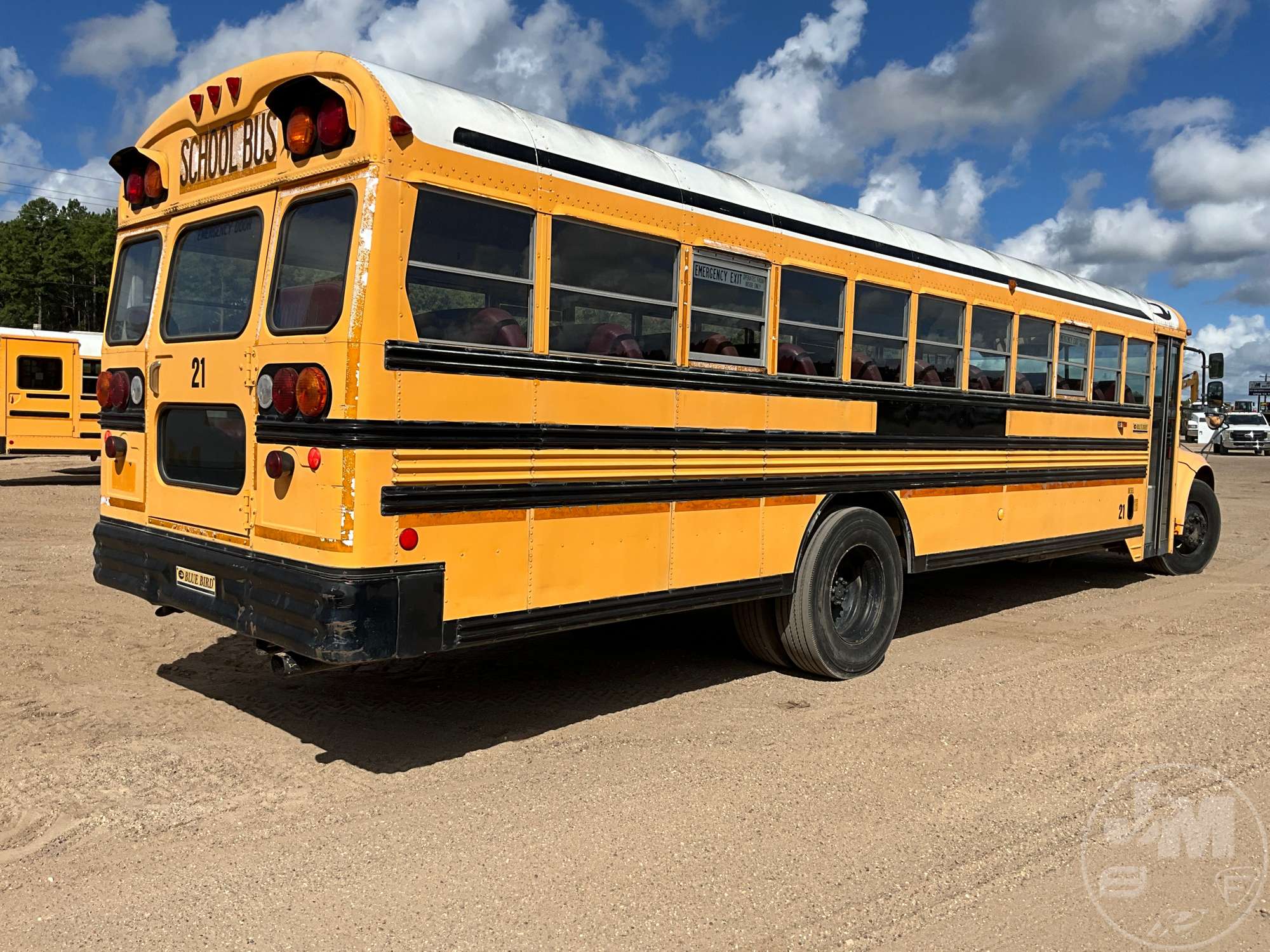 2000 International 3800
