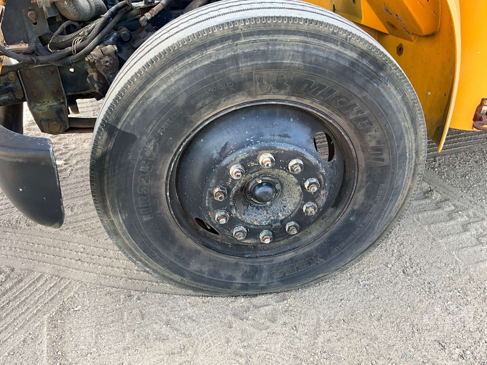 2000 International 3800